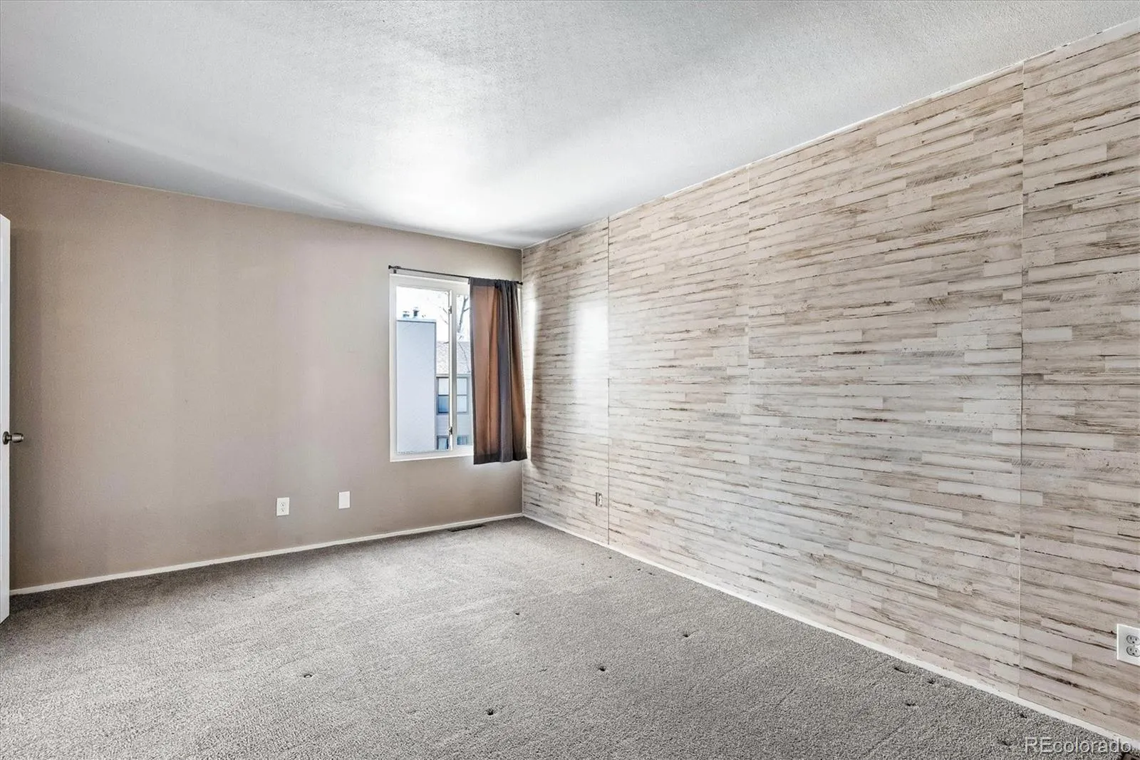 6305 W 6th Avenue #D10 Lakewood CO 80214 MLS #REC8763430 04152026023436 1600 32