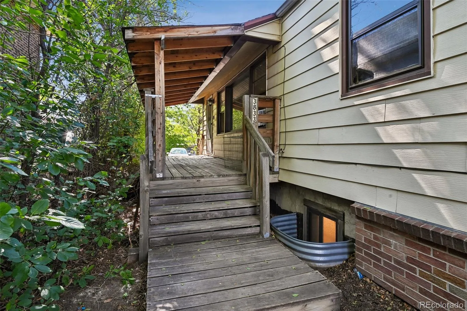3831 S Knox Court Denver CO 80236 | MLS #REC8764415 07232026214059 1600 11