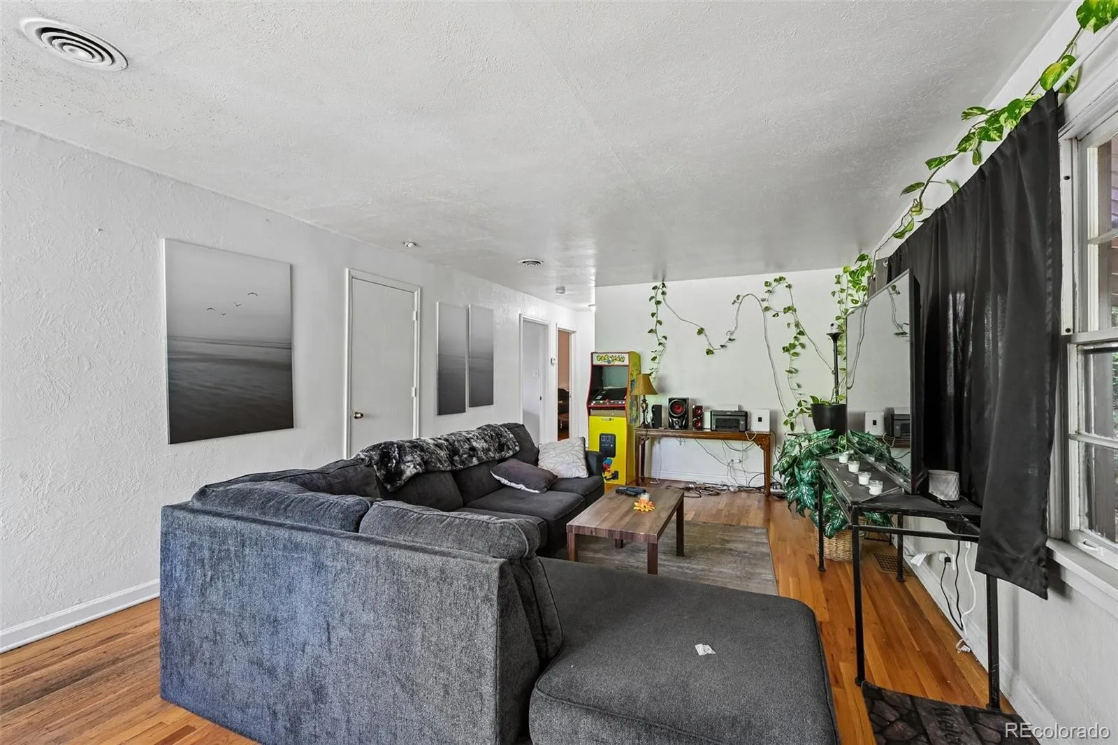 3831 S Knox Court Denver CO 80236 | MLS #REC8764415 07232026214059 1600 3