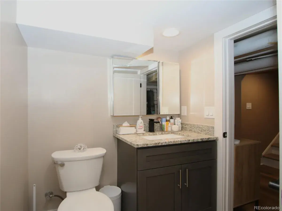 12232025003452 1200 17