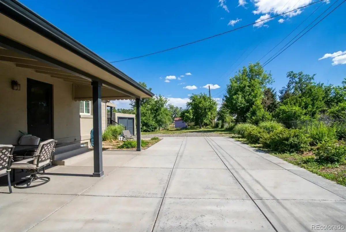 12232025003452 1200 19