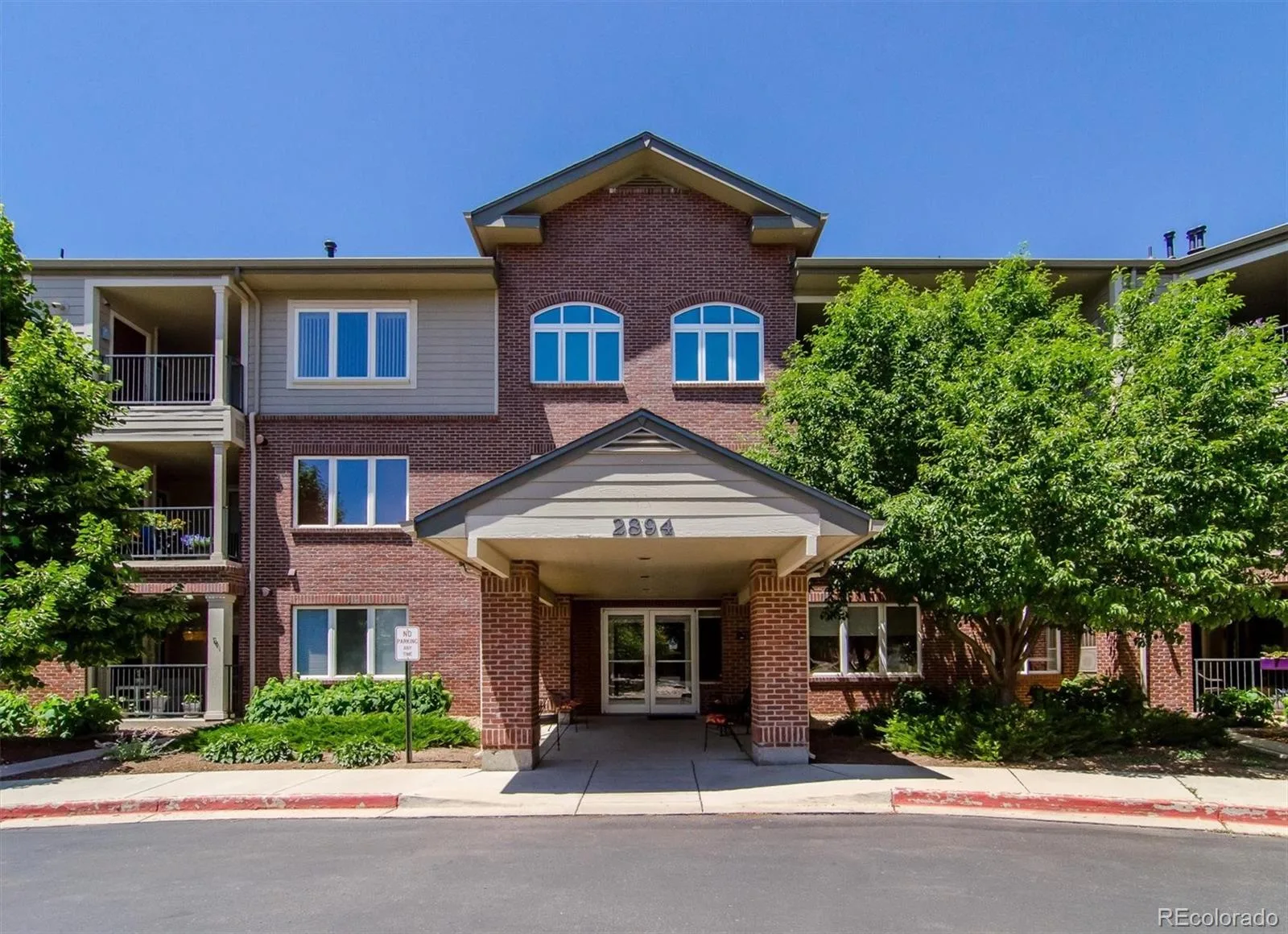 2894 W Riverwalk Circle #B211 Littleton CO 80123 | MLS #REC8765665 08132026151124 1600 40