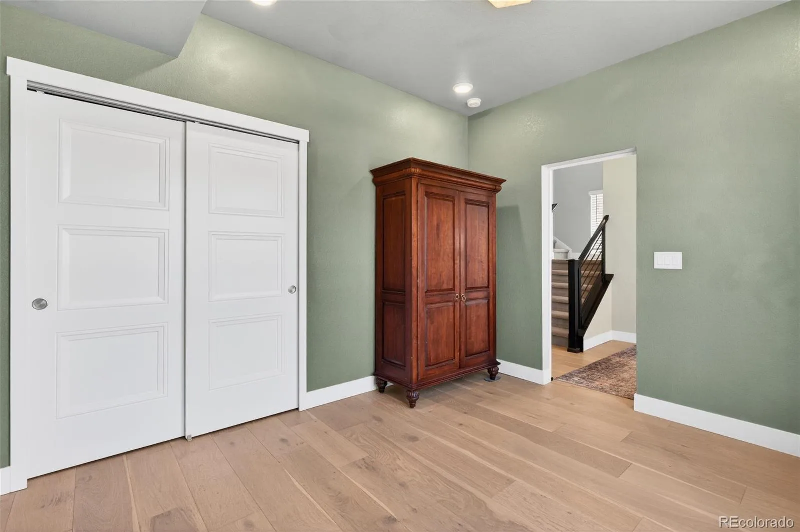 2250 S Mcintyre Street Lakewood CO 80228 | MLS #REC8769873 06262026170050 1600 33