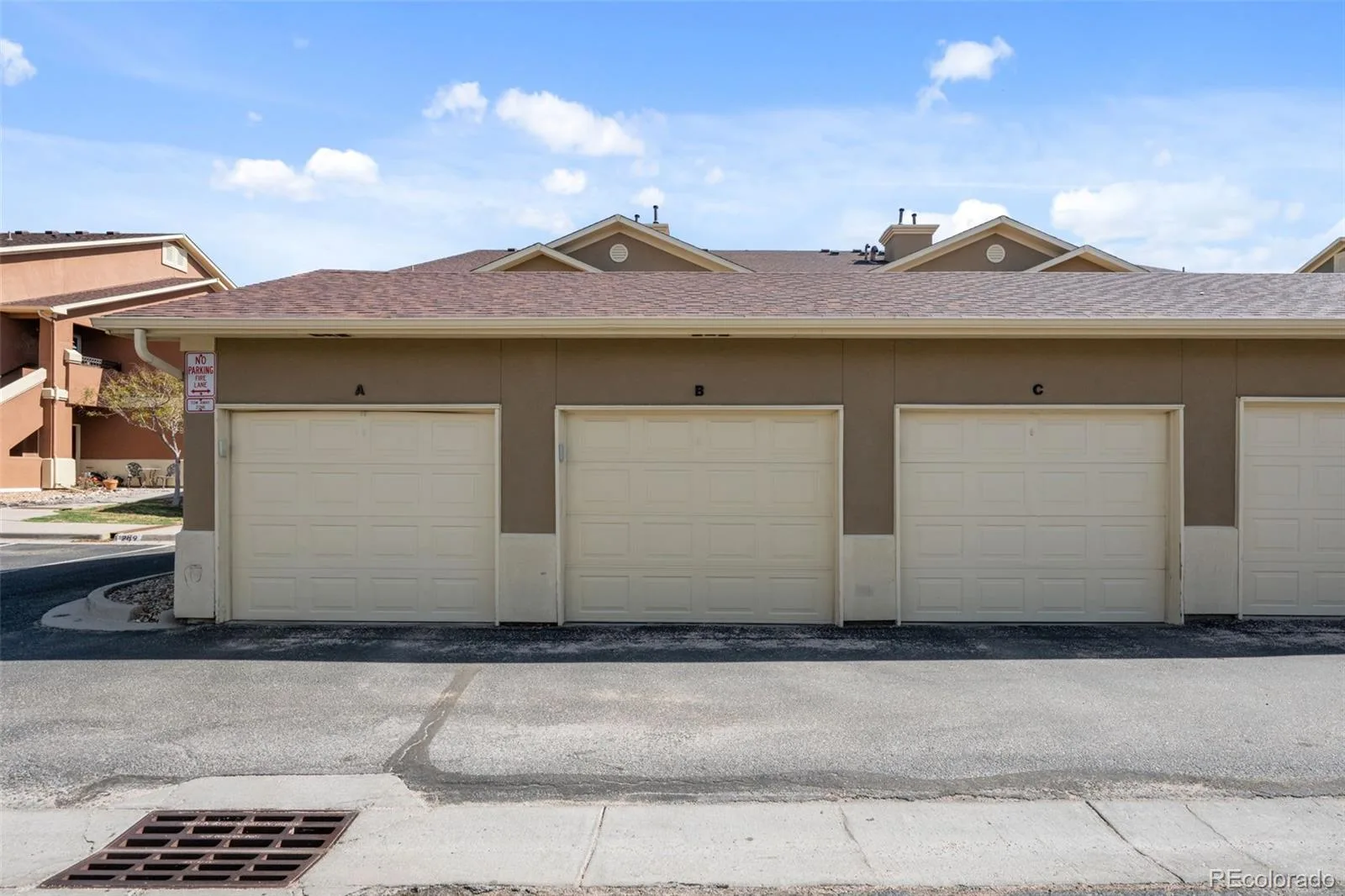4572 Copeland Loop #201 Littleton CO 80126 | MLS #REC8771333 06132026051955 1600 24