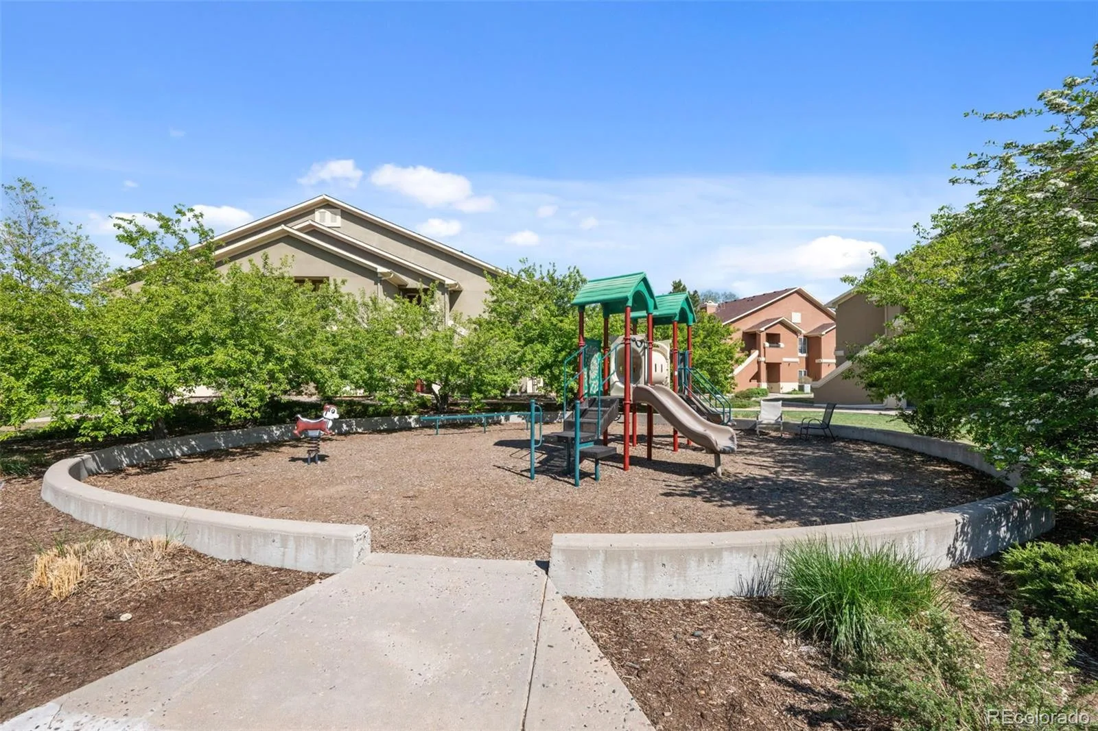 4572 Copeland Loop #201 Littleton CO 80126 | MLS #REC8771333 06132026051955 1600 29