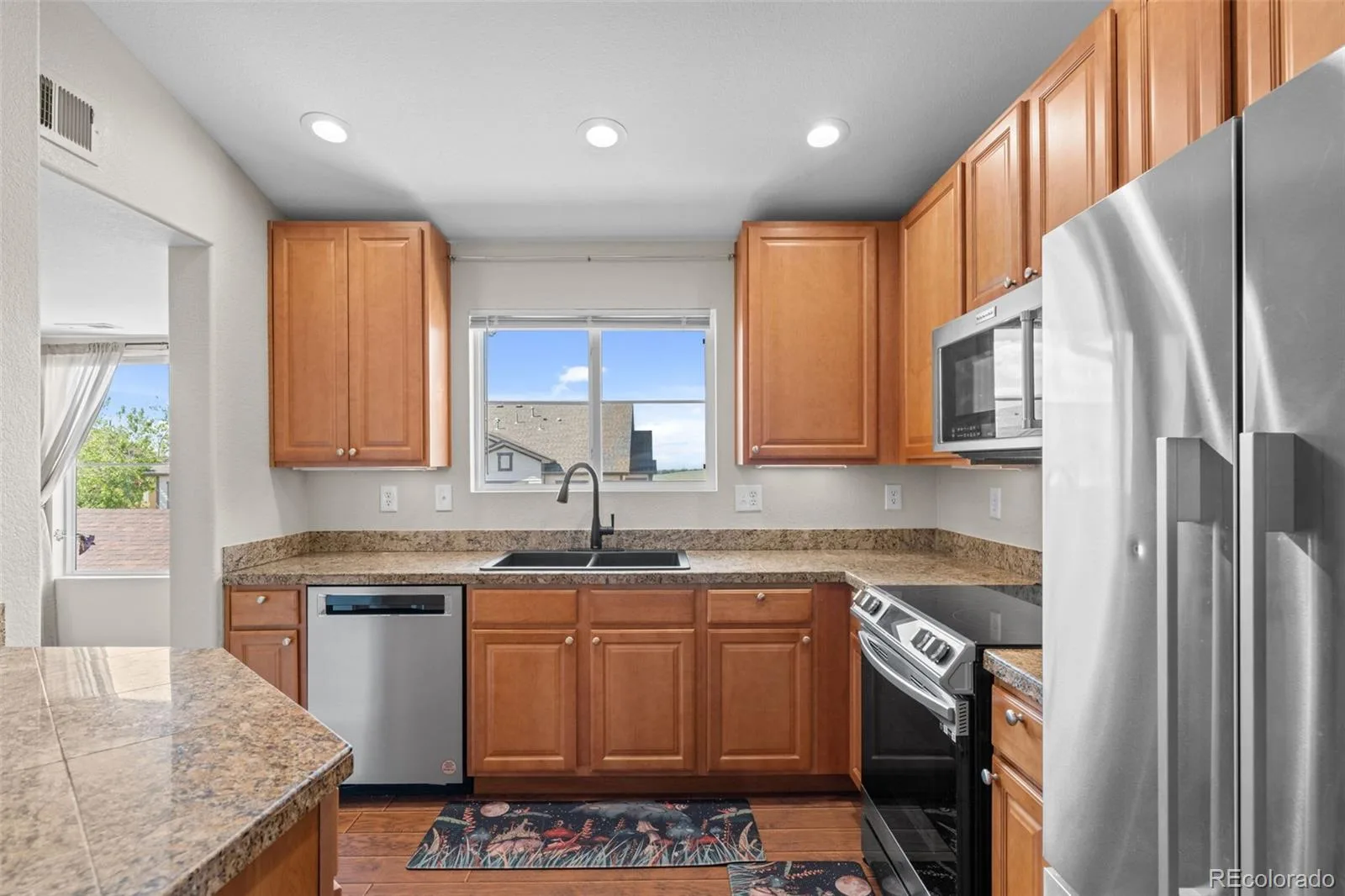 4572 Copeland Loop #201 Littleton CO 80126 | MLS #REC8771333 06132026051955 1600 30