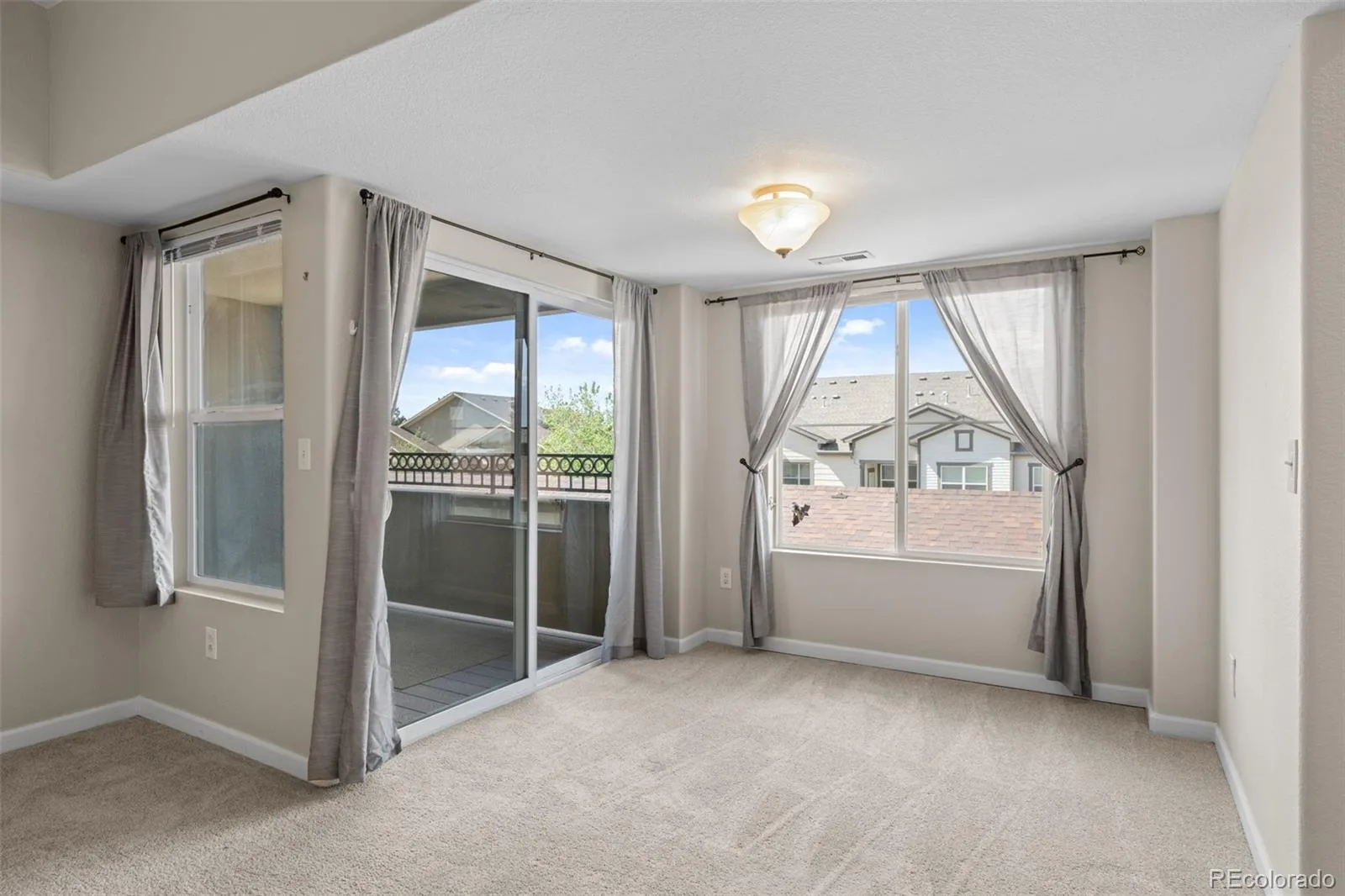 4572 Copeland Loop #201 Littleton CO 80126 | MLS #REC8771333 06132026051955 1600 9
