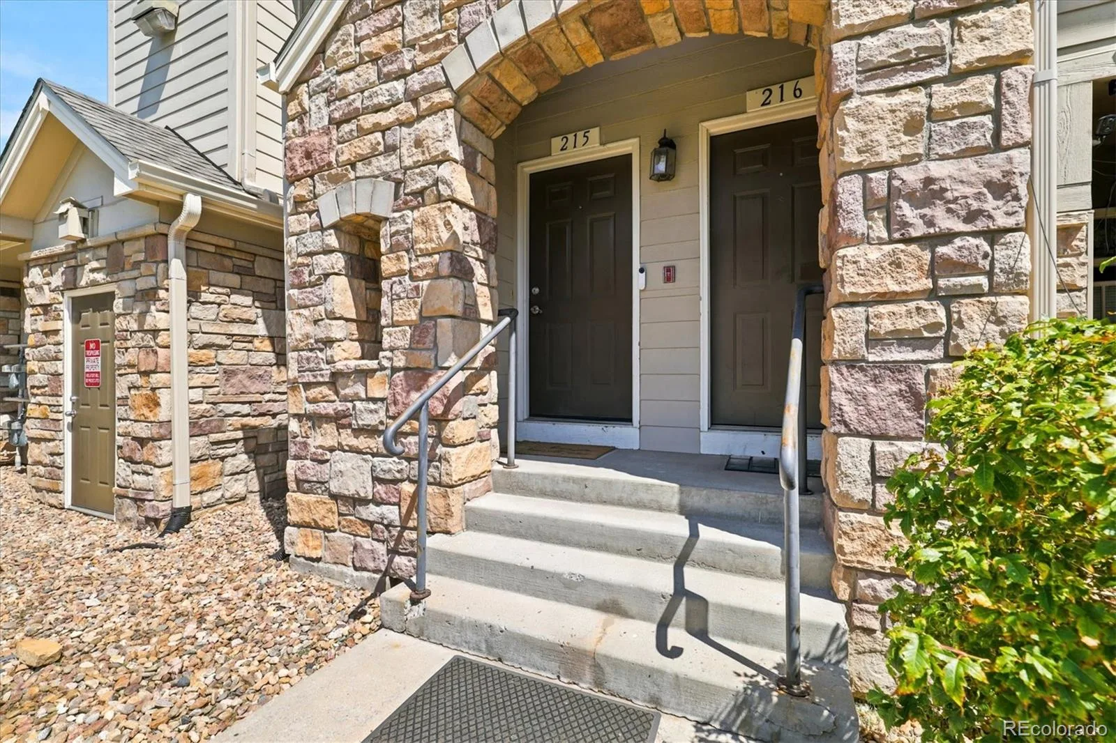 1509 S Florence Court #215 Aurora CO 80247 MLS #REC8773448 07202026170404 1600 5