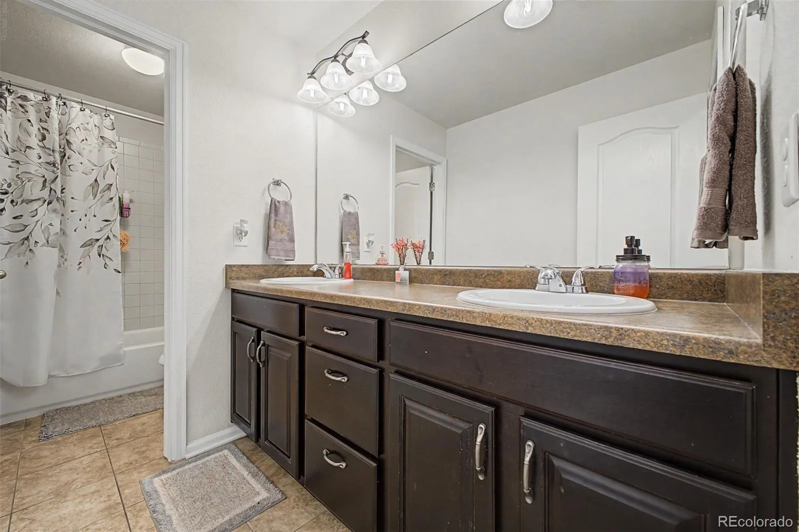 7514 Blue Water Drive Castle Rock CO 80108 | MLS #REC8774204 08202026215716 1600 27