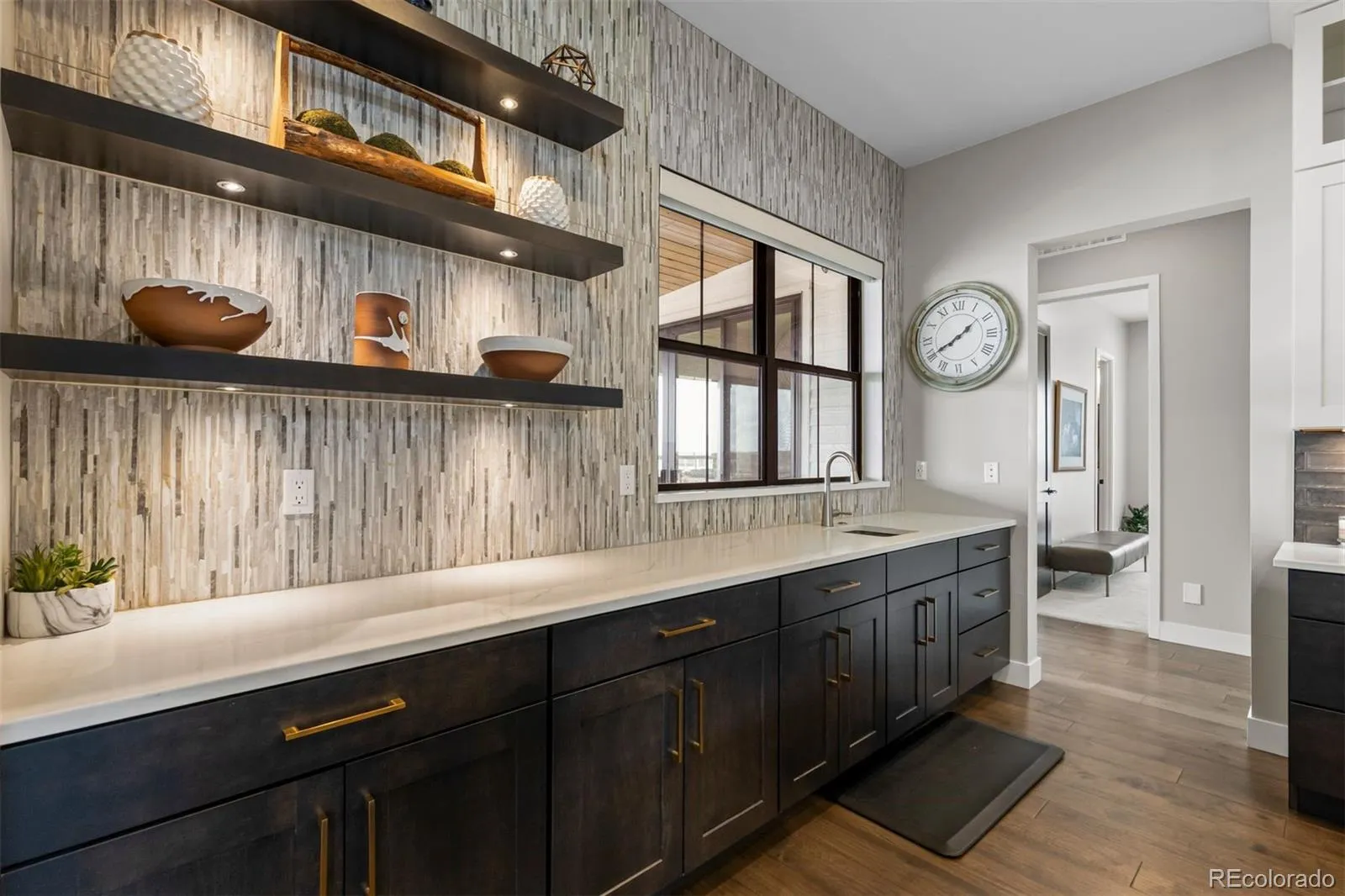 6510 Canyonpoint Road Castle Pines CO 80108 | MLS #REC8774800 04252026200521 1600 13