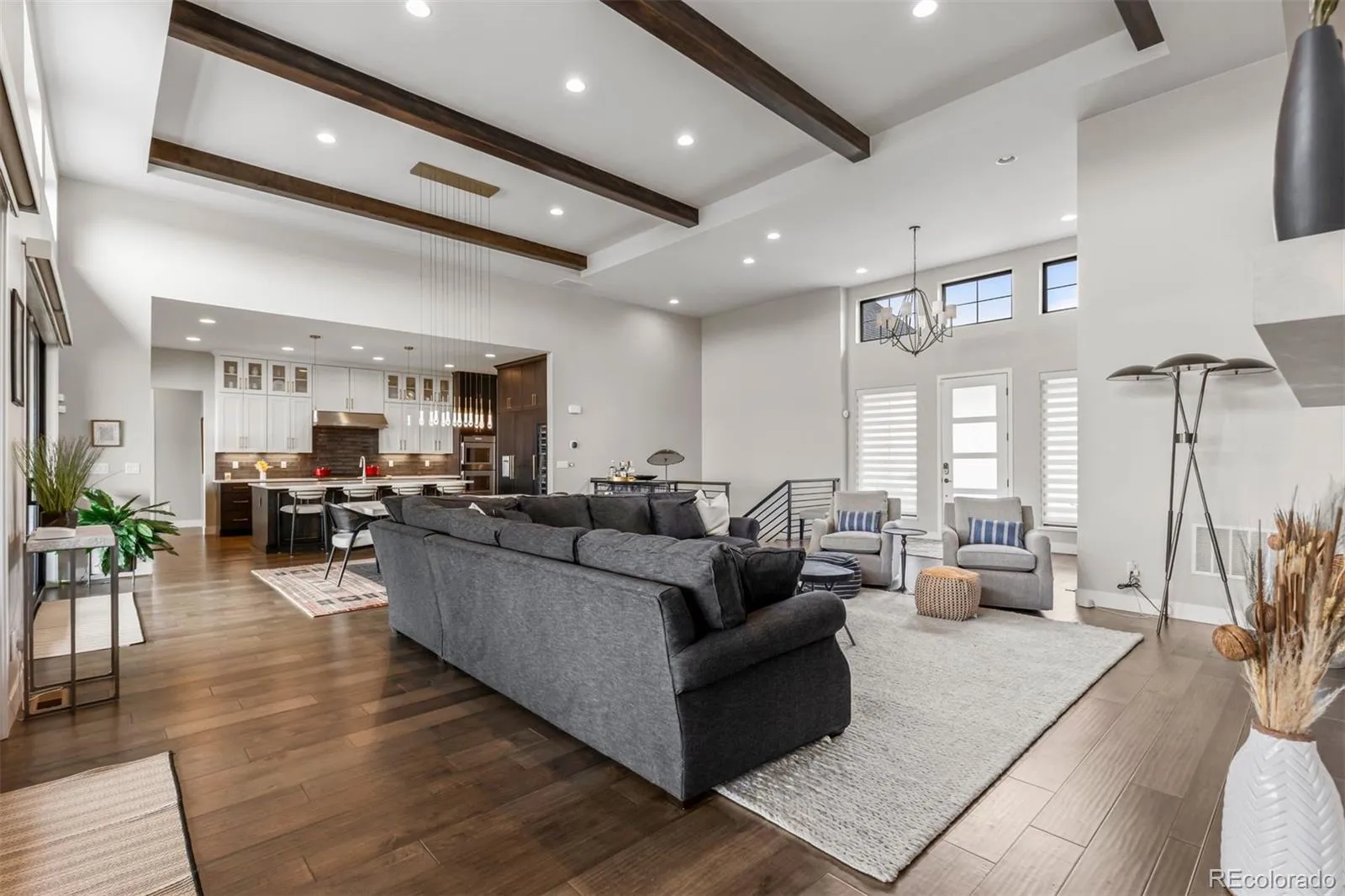 6510 Canyonpoint Road Castle Pines CO 80108 | MLS #REC8774800 04252026200521 1600 20