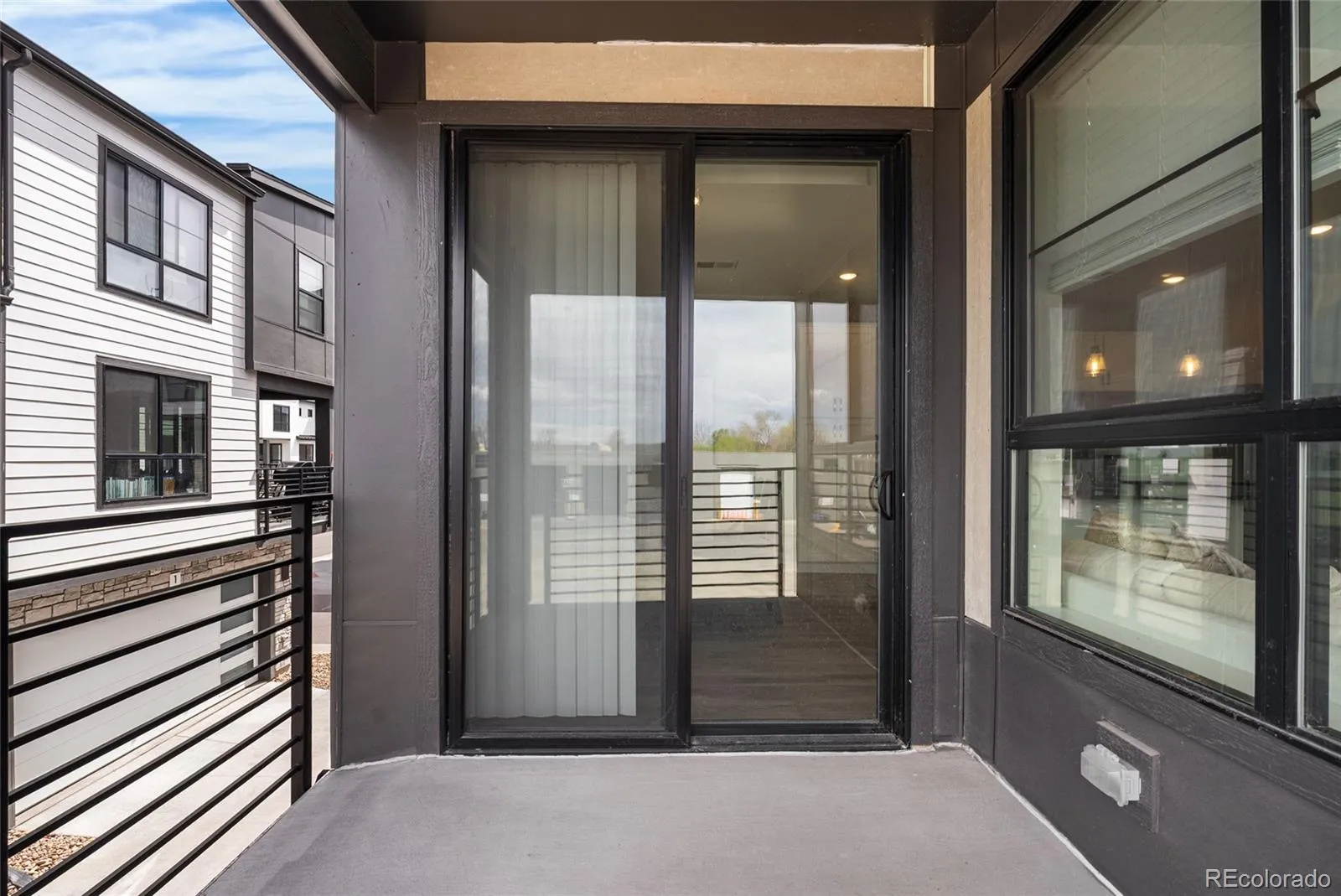 04152026003617 1600 17