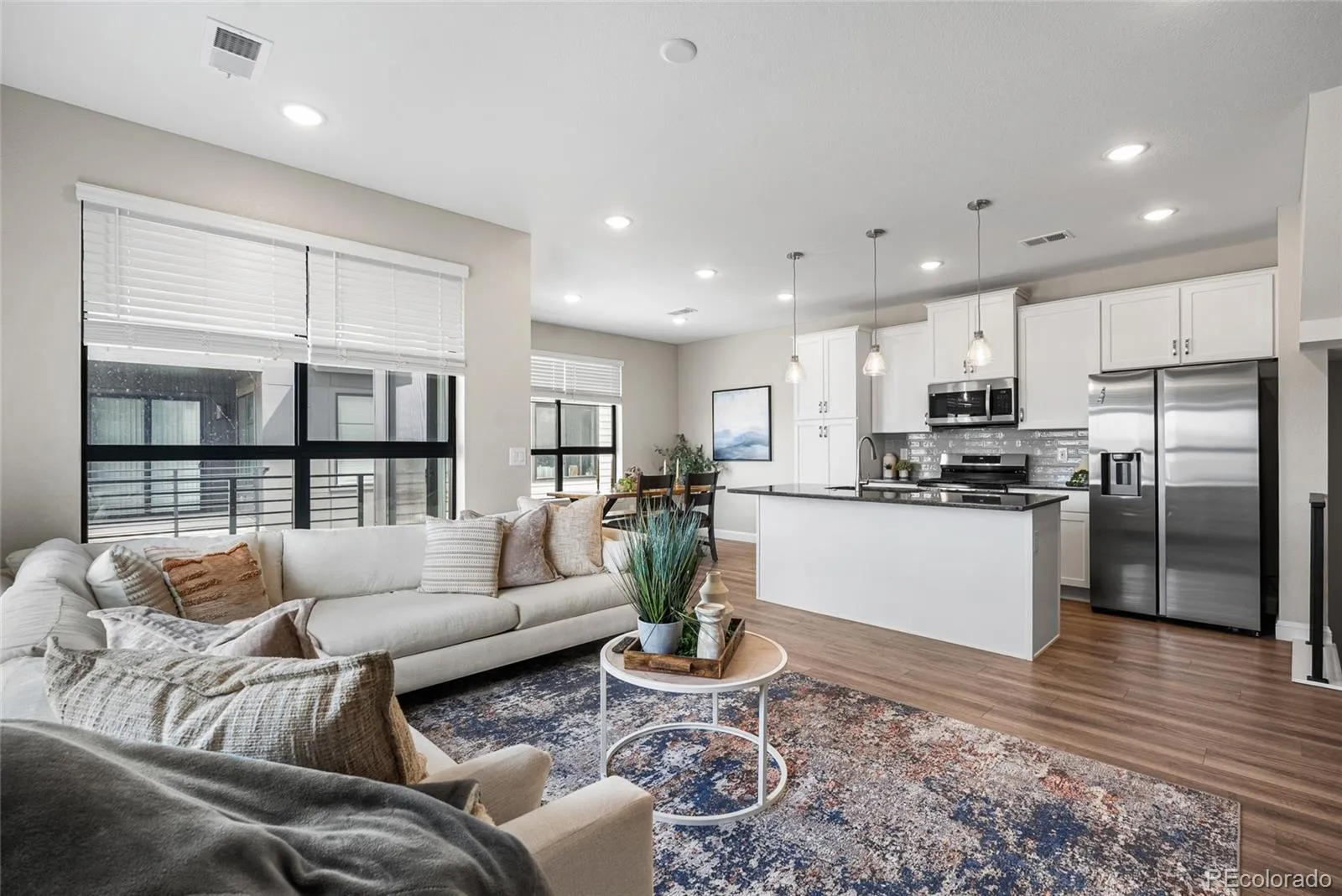 04152026003617 1600 2