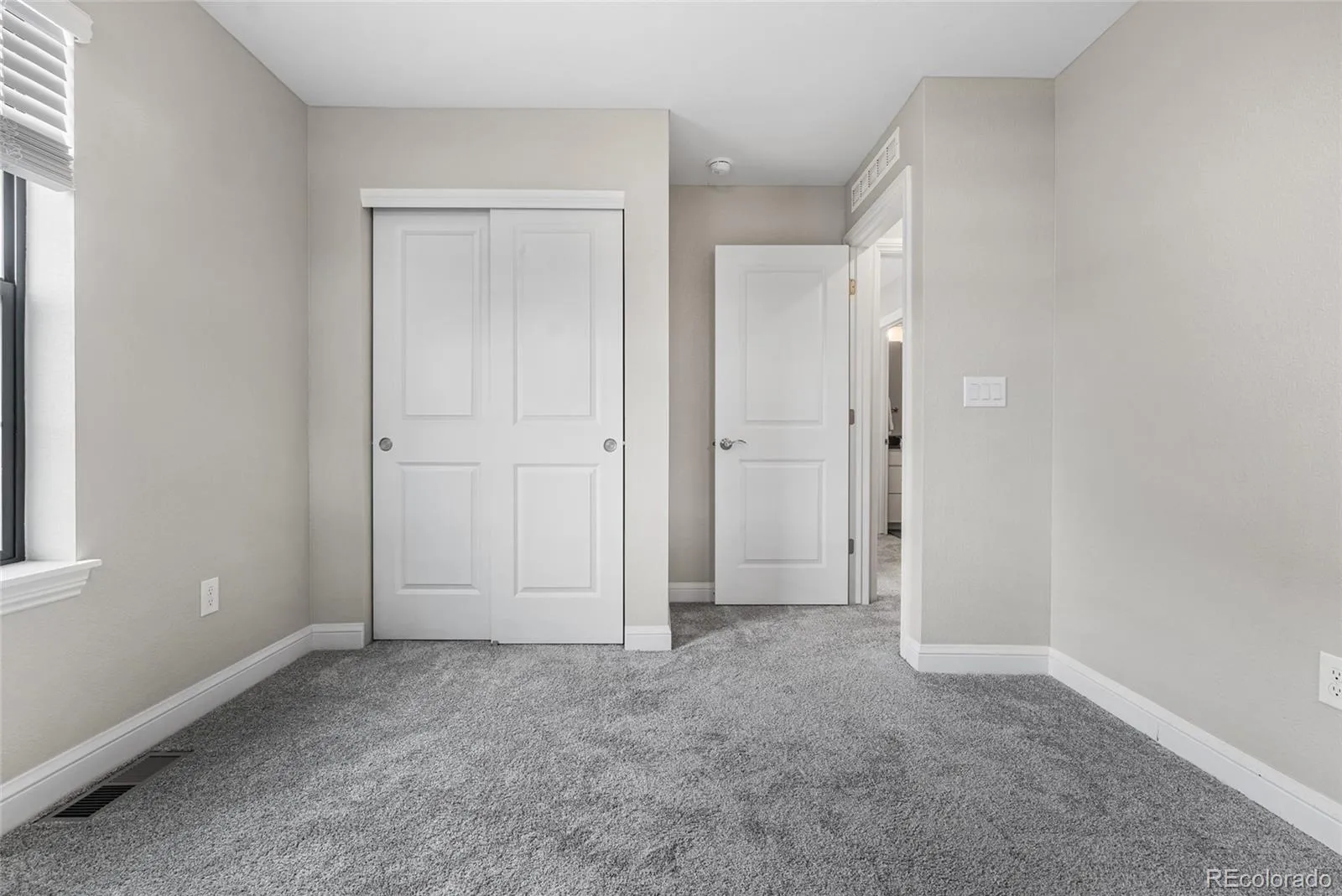 04152026003617 1600 26