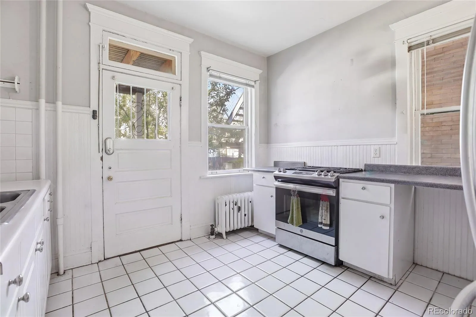 1225 N Clarkson Street Denver CO 80218 MLS #REC8776694 05142026212812 1600 5