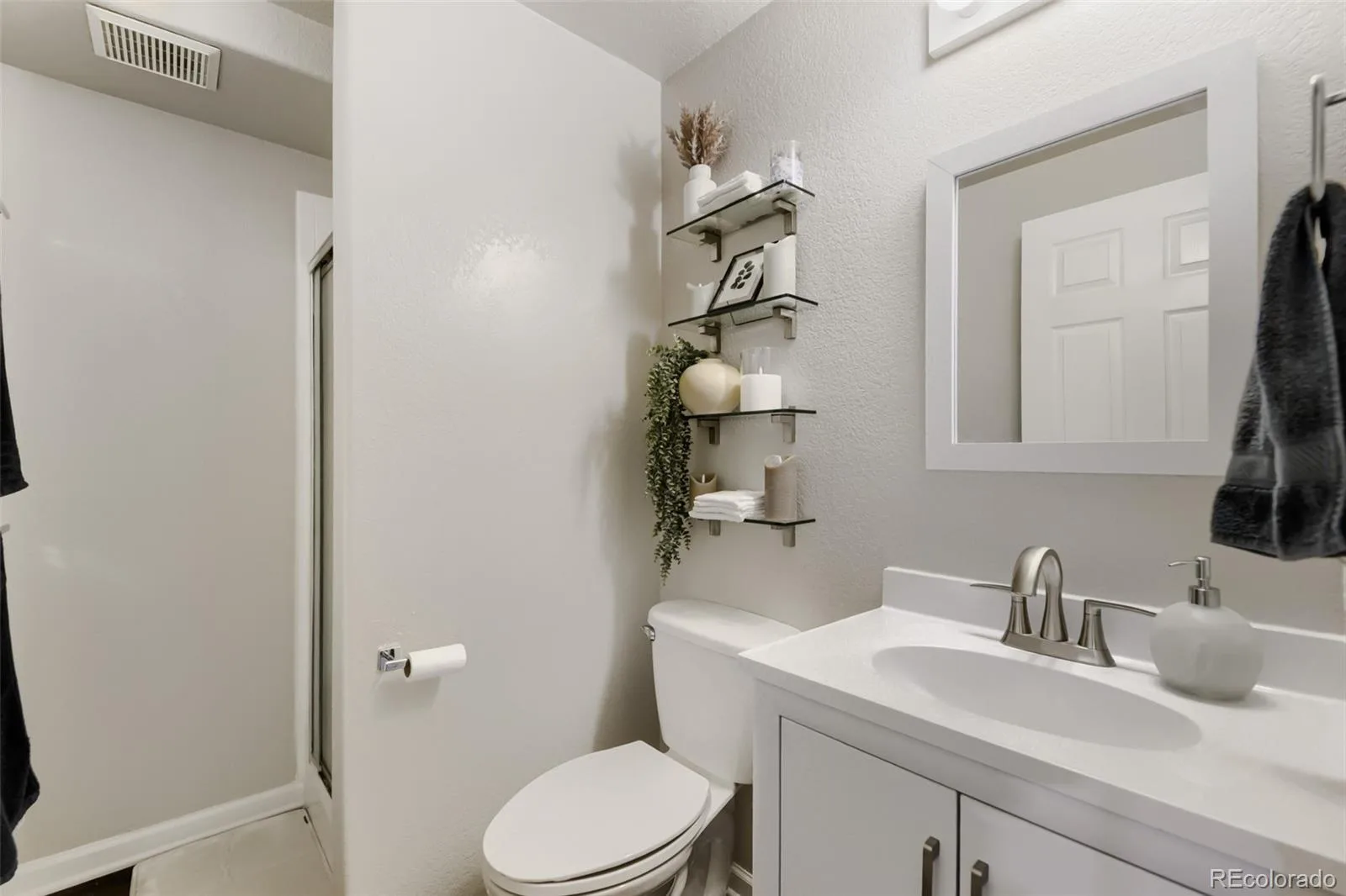 10742 Foxwood Court Parker CO 80138 | MLS #REC8777467 07222026164222 1600 23