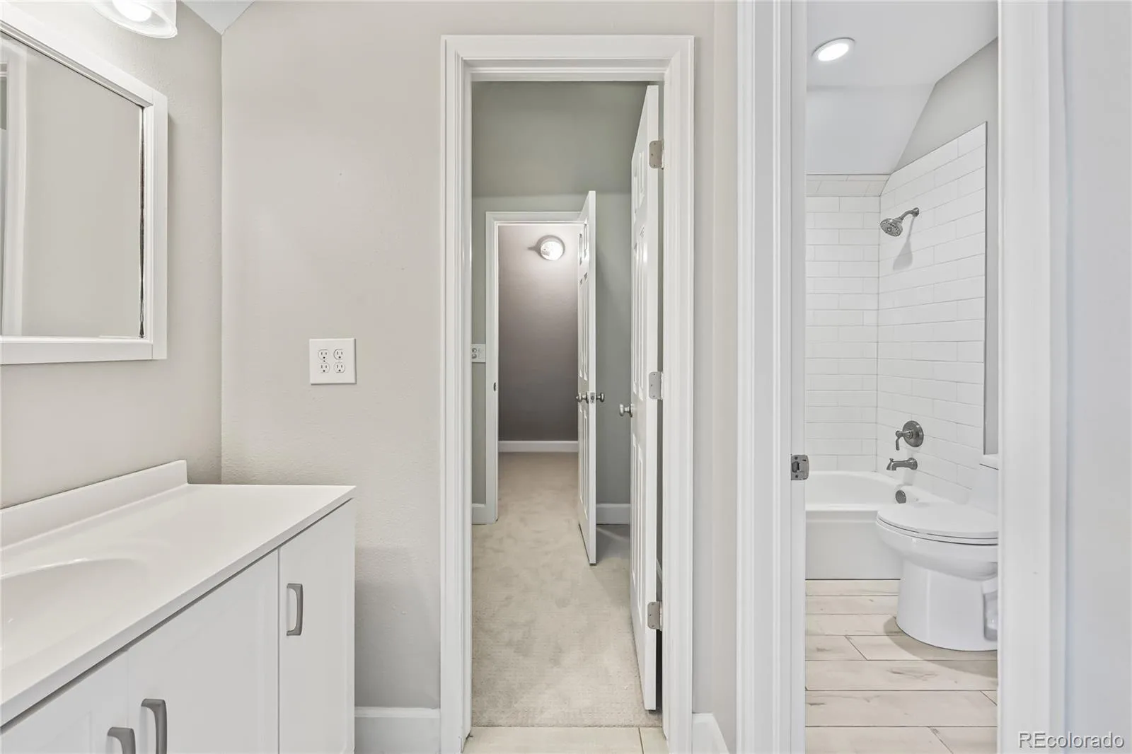 5866 W Flora Way Arvada CO 80004 | MLS #REC8777468 08112026021233 1600 19