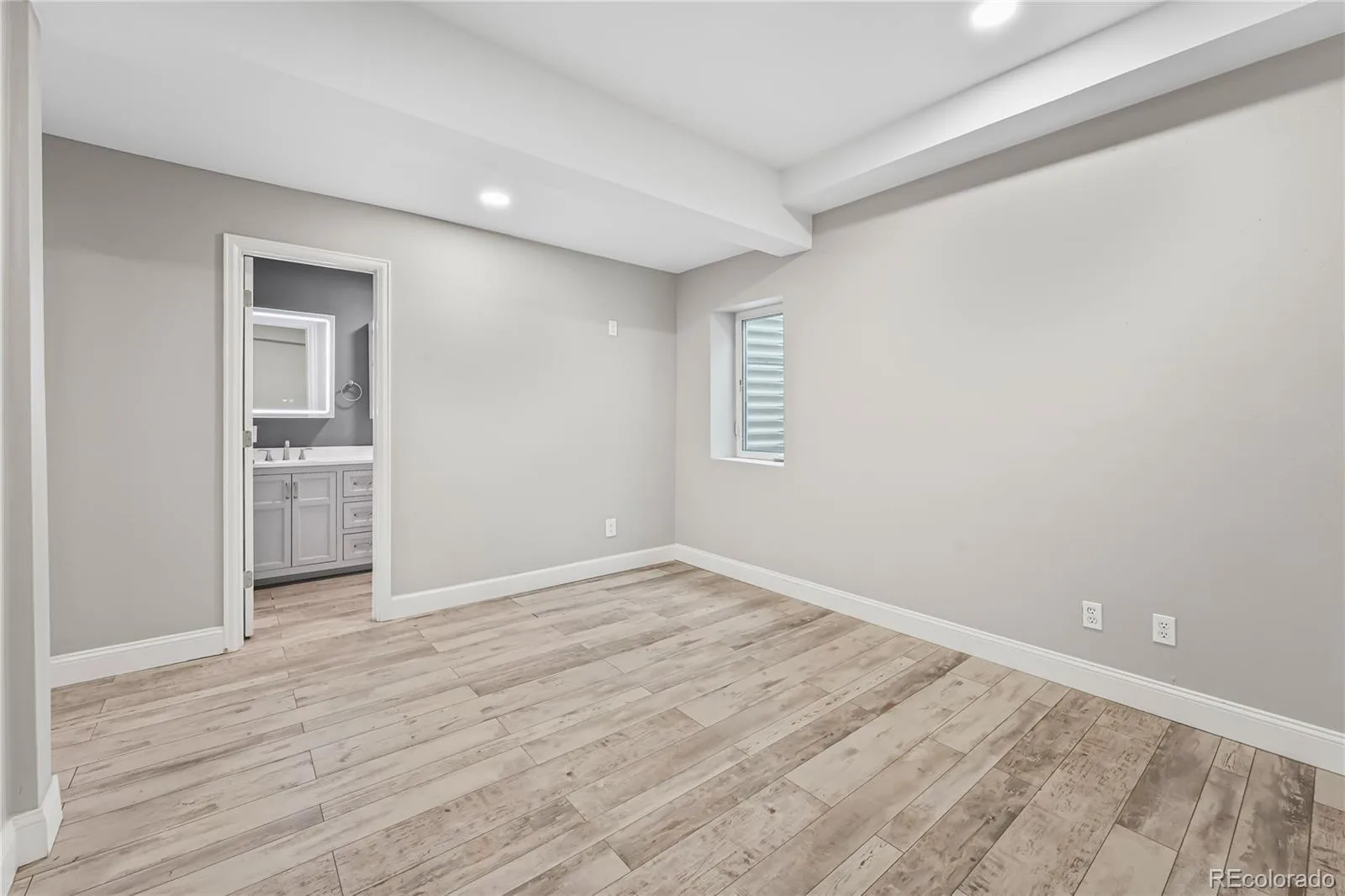 5866 W Flora Way Arvada CO 80004 | MLS #REC8777468 08112026021233 1600 32
