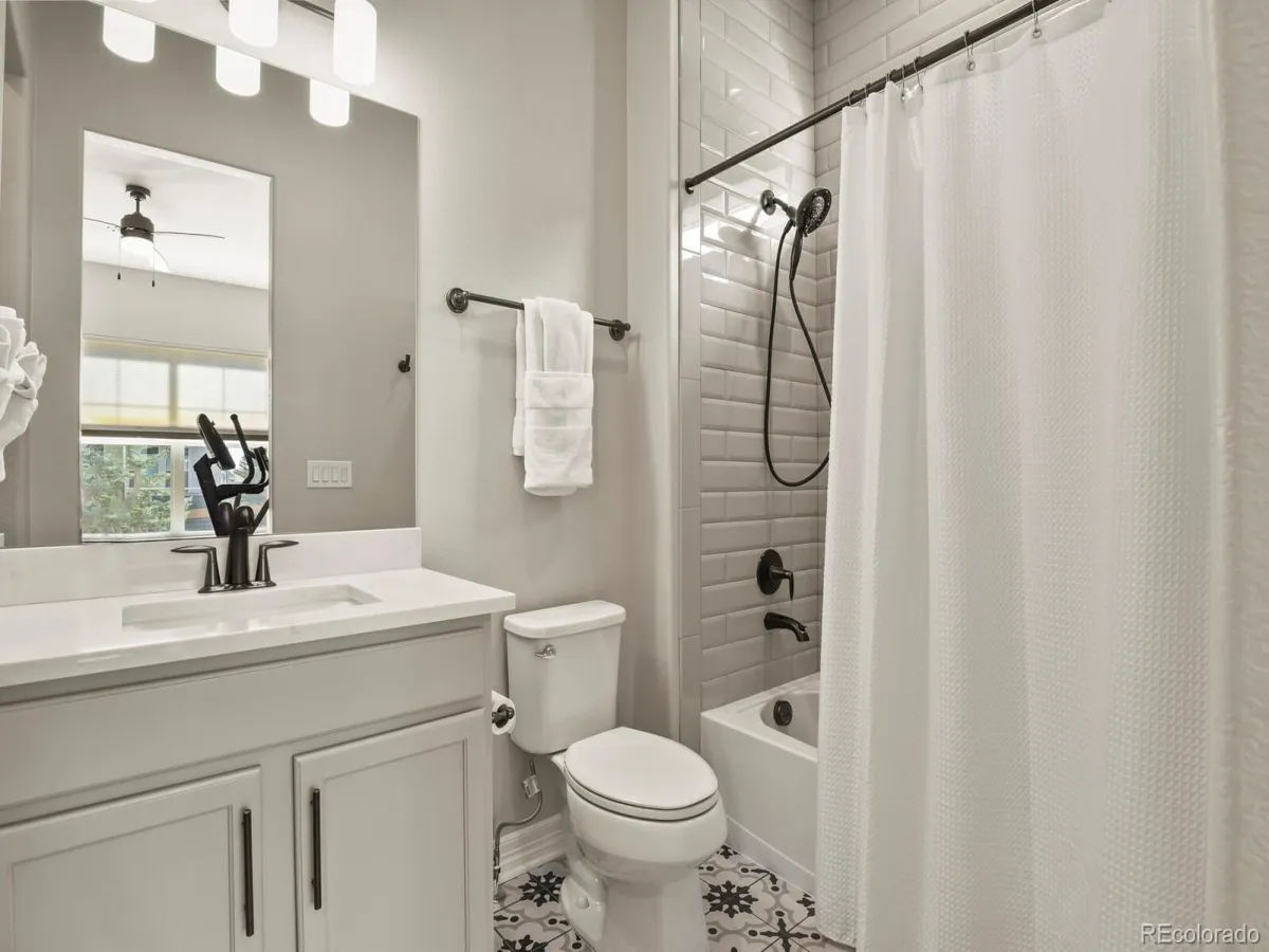 27500 E Lakeview Drive Aurora CO 80016 MLS #REC8778862 05132026210951 1200 18