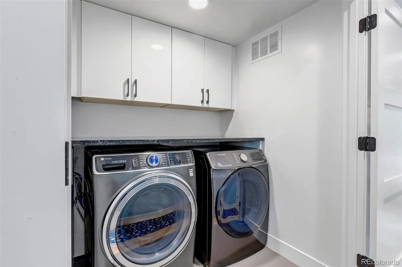 205 S Lafayette Street Denver CO 80209 MLS #REC8783445 05282026030141 1600 23