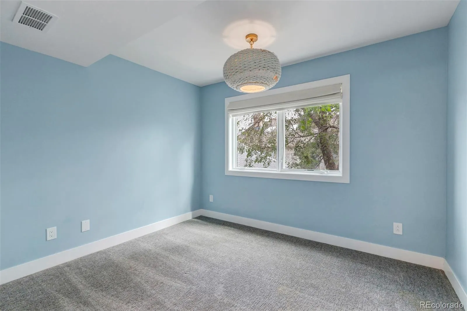 205 S Lafayette Street Denver CO 80209 MLS #REC8783445 05282026030141 1600 24