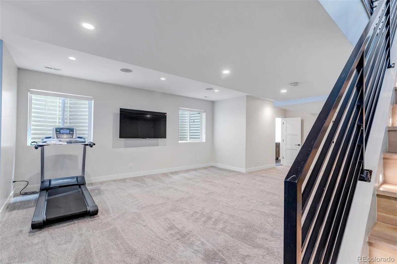 205 S Lafayette Street Denver CO 80209 MLS #REC8783445 05282026030141 1600 33
