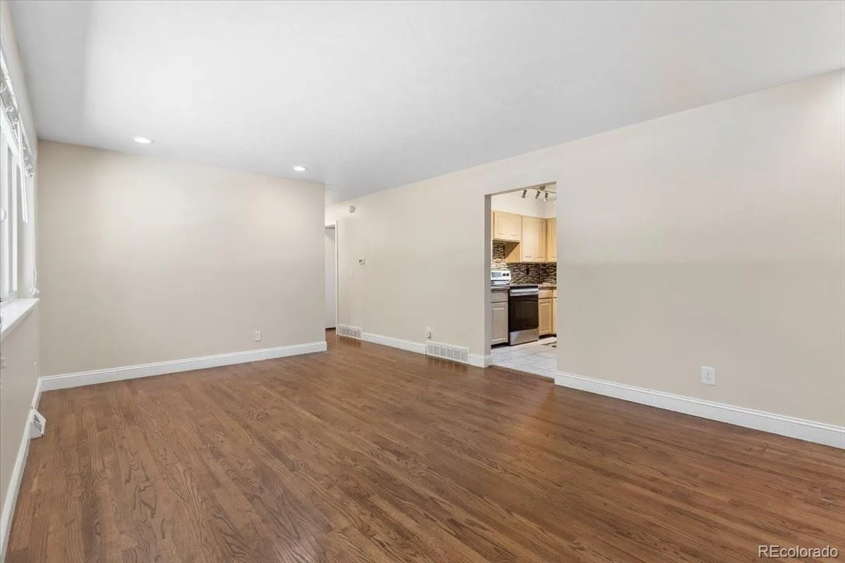 1477 S Brentwood Street Lakewood CO 80232 | MLS #REC8784669 08222026165715 1200 9