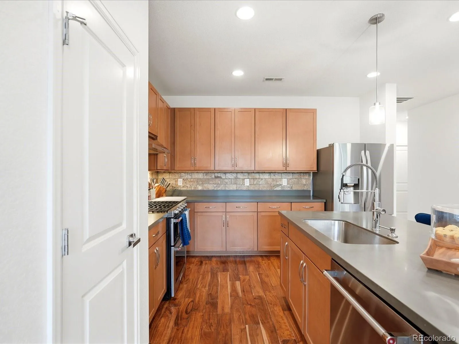 14941 W 70th Avenue Arvada CO 80007 MLS #REC8786878 05202026195543 1600 18