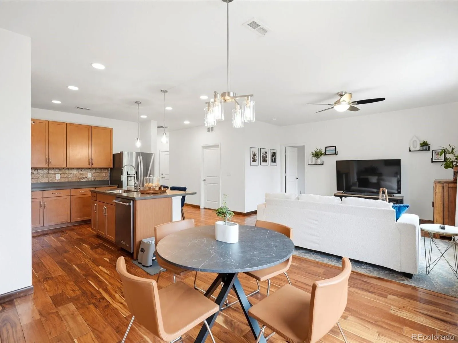 14941 W 70th Avenue Arvada CO 80007 MLS #REC8786878 05202026195543 1600 20