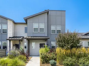 19153 E 65th Place #5 Denver CO 80249 | MLS #REC8788772 08092026003726 300 0