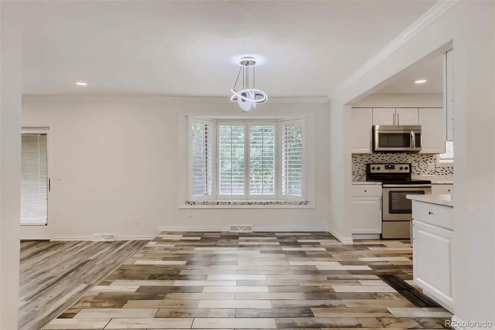 689 Jasper Street Aurora CO 80011 MLS #REC8789367 06032026163513 1600 5