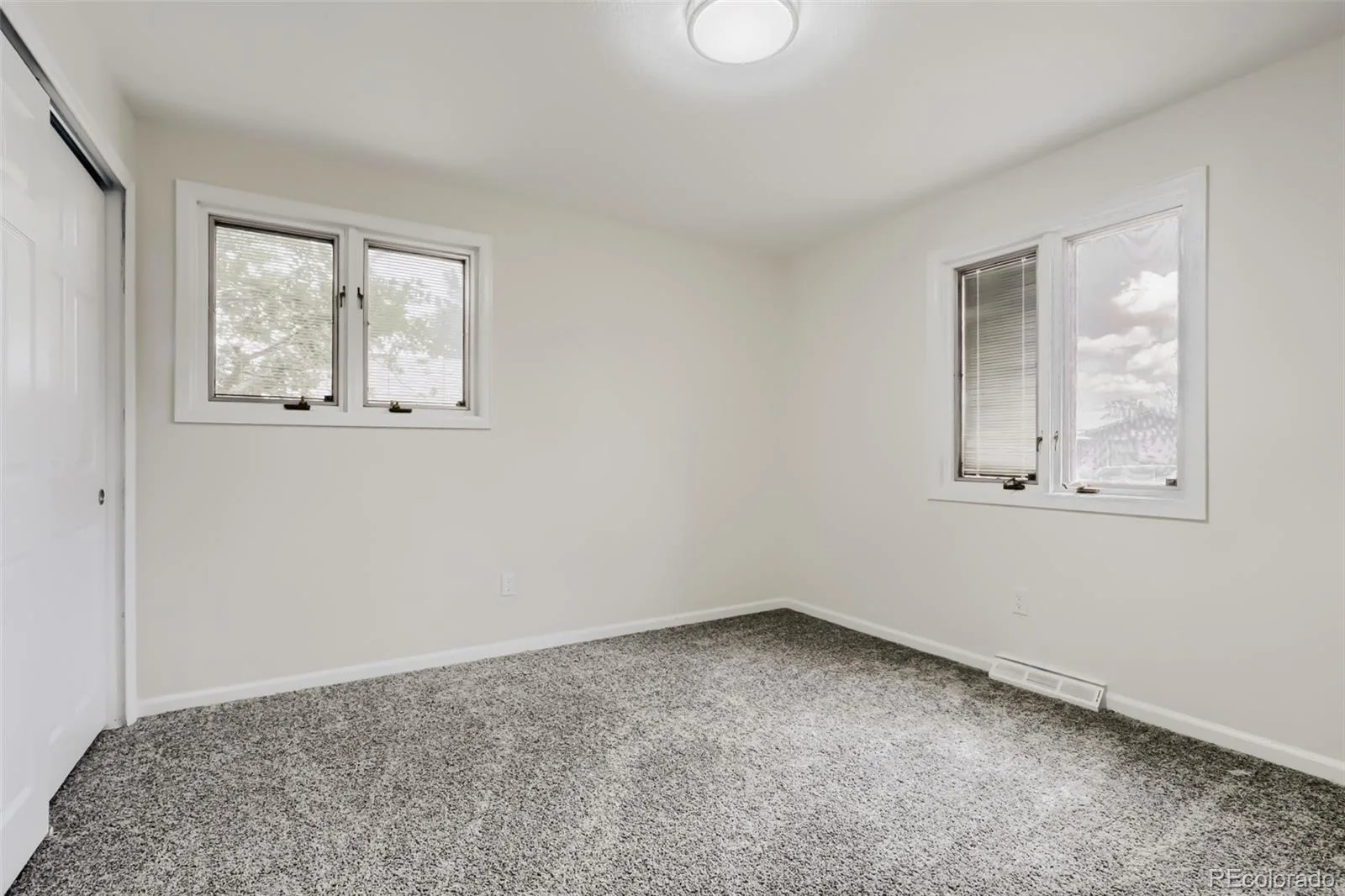 689 Jasper Street Aurora CO 80011 MLS #REC8789367 06032026163513 1600 9