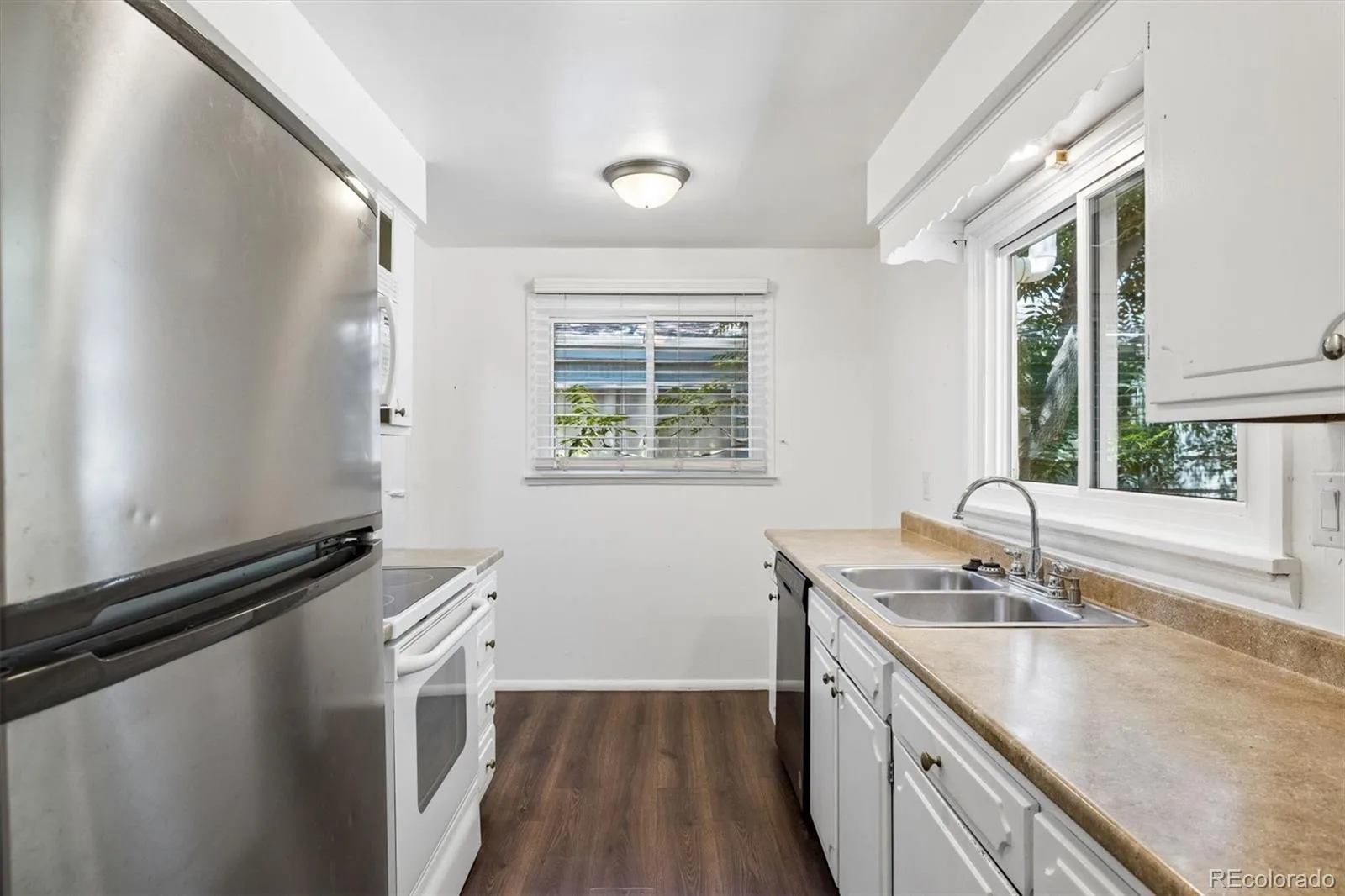 1064 Galena Street Aurora CO 80010 | MLS #REC8790915 08252026192736 1600 5