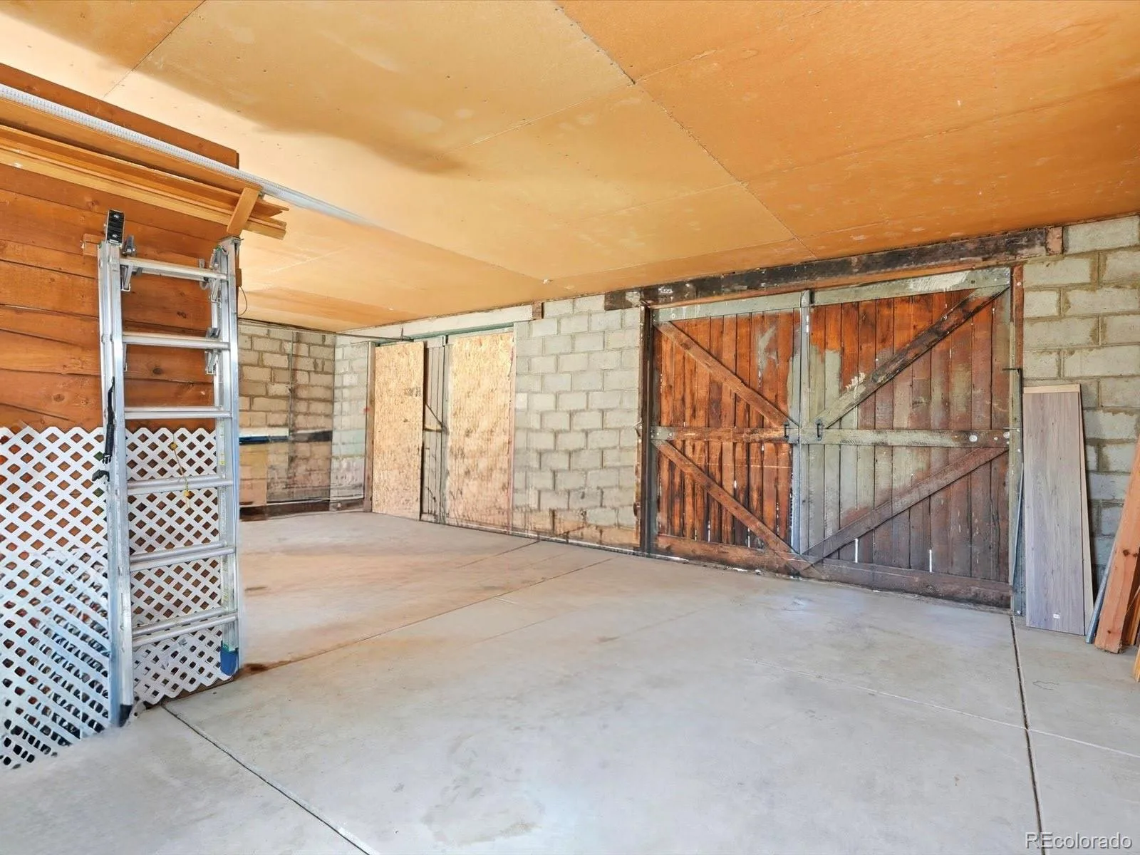 4965 Milwaukee Street Denver CO 80216 MLS #REC8793508 07012026145818 1600 29