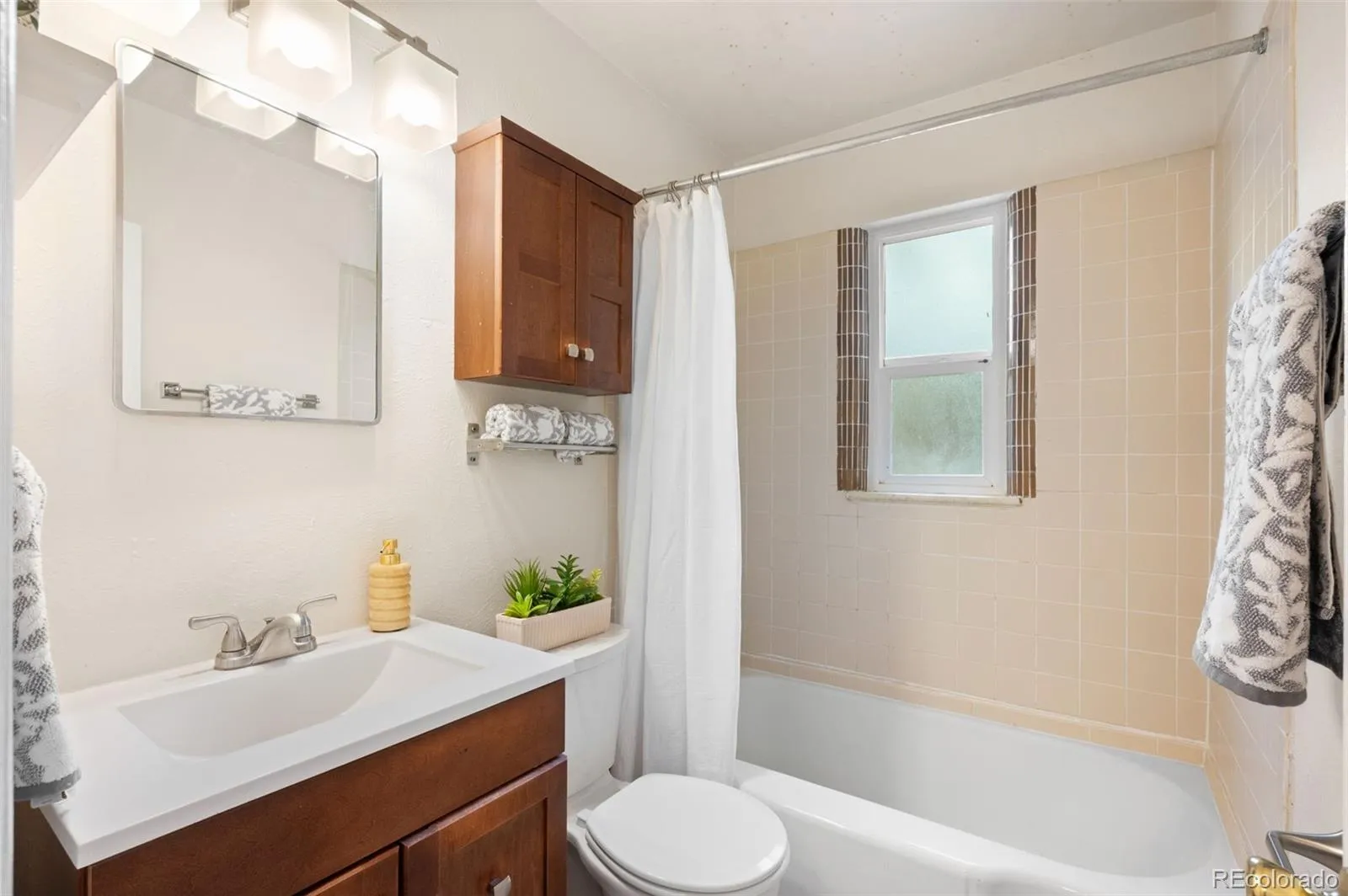 1960 S Clayton Street Denver CO 80210 MLS #REC8793736 05202026195550 1600 20