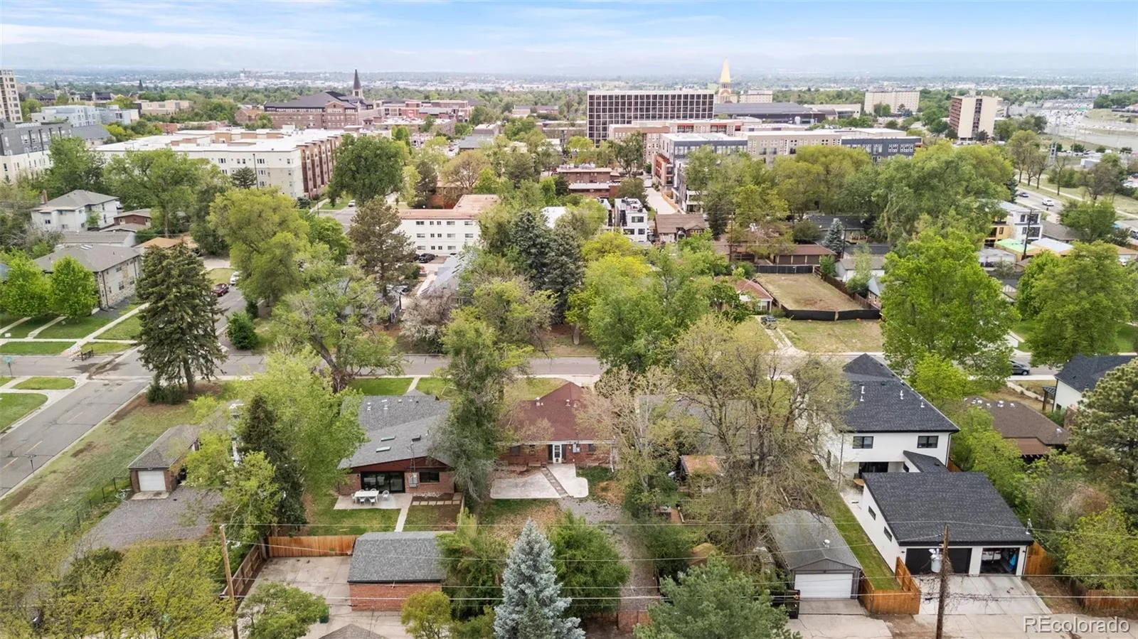 1960 S Clayton Street Denver CO 80210 MLS #REC8793736 05202026195550 1600 35