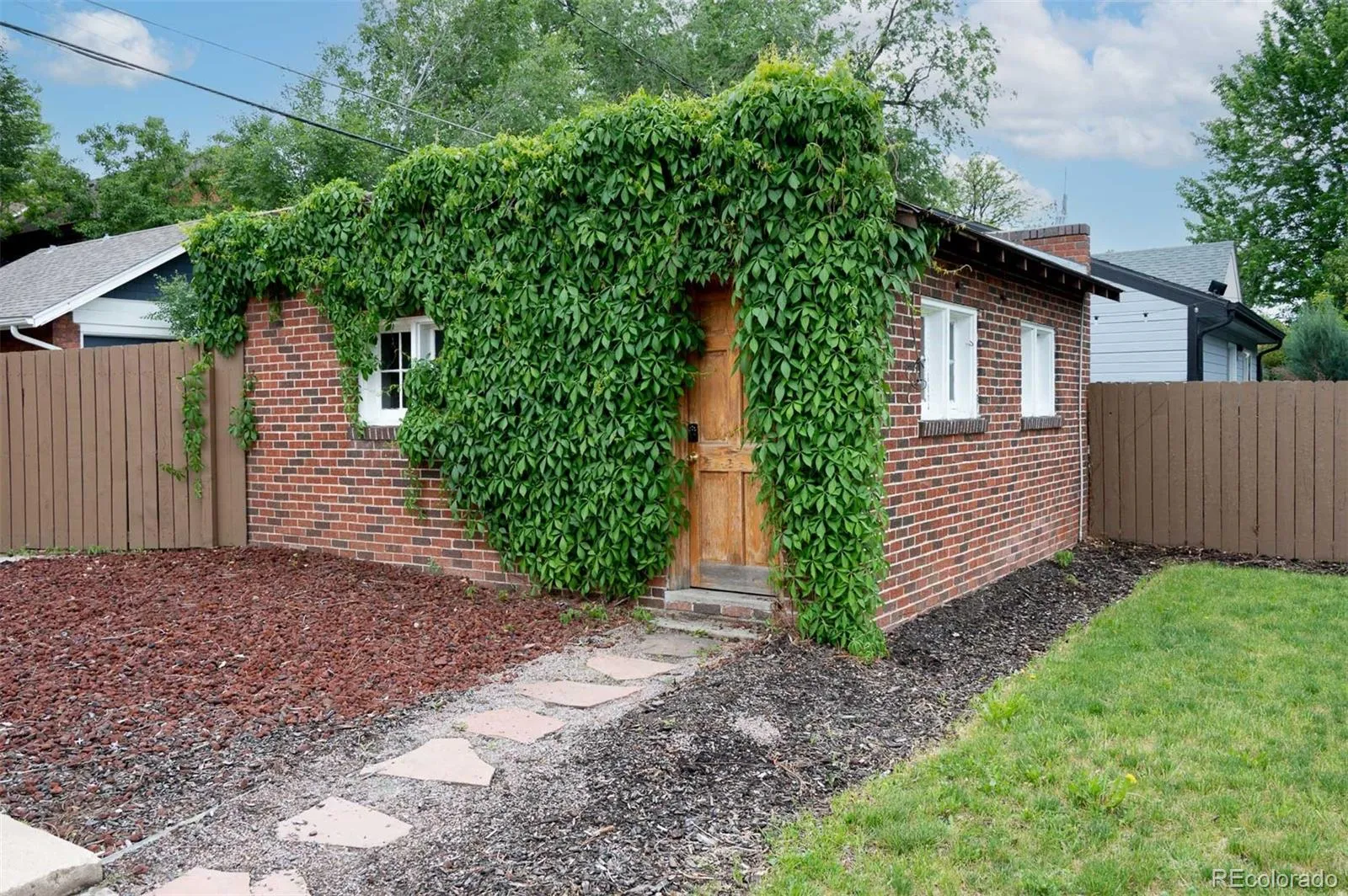 764 S Ogden Street Denver CO 80209 MLS #REC8794161 05222026020437 1600 31