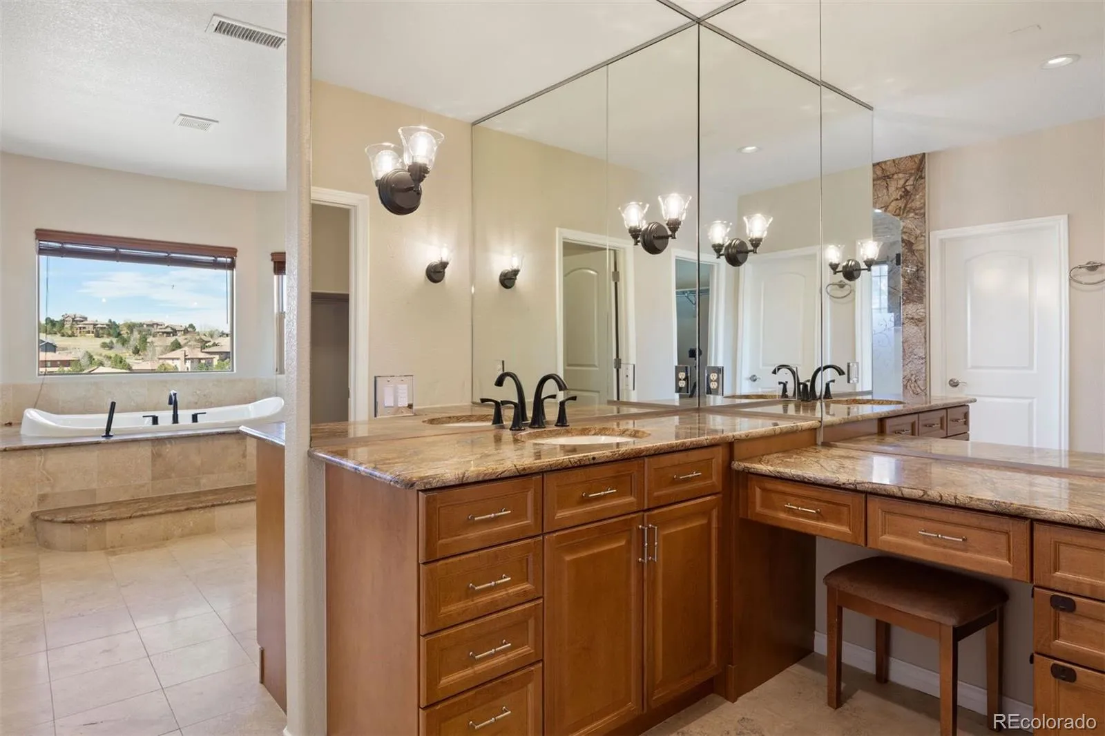 5603 Twilight Way Parker CO 80134 MLS #REC8794577 04202026140722 1600 22