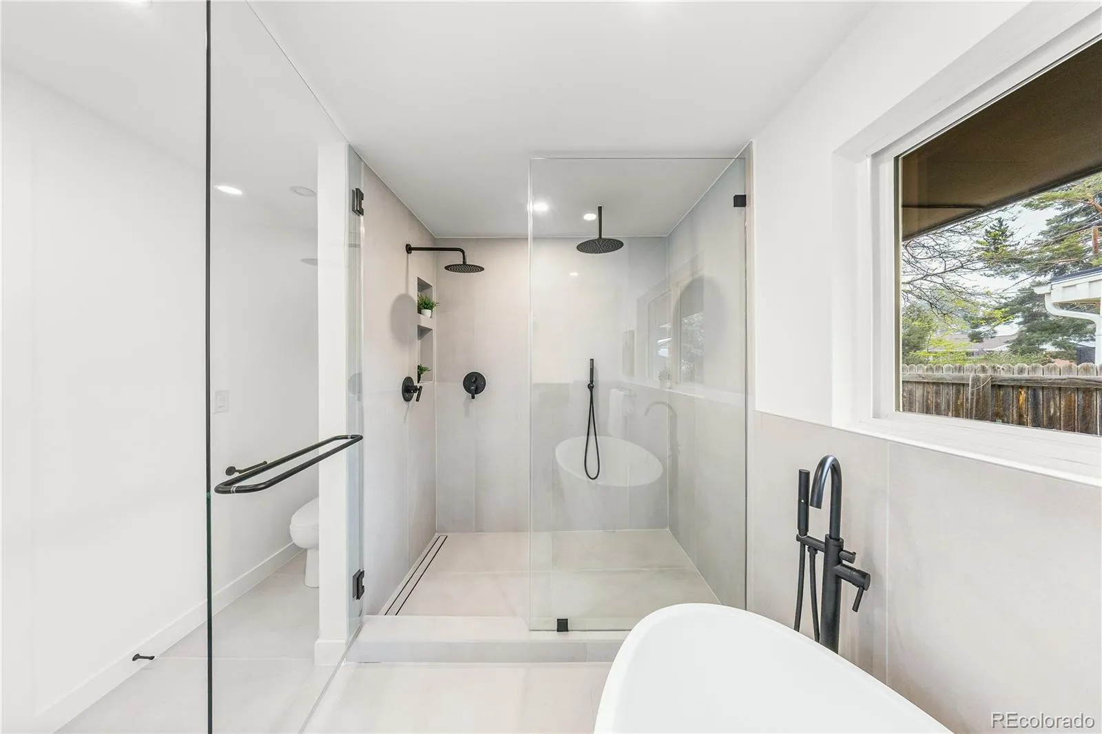 04202026164816 1600 25