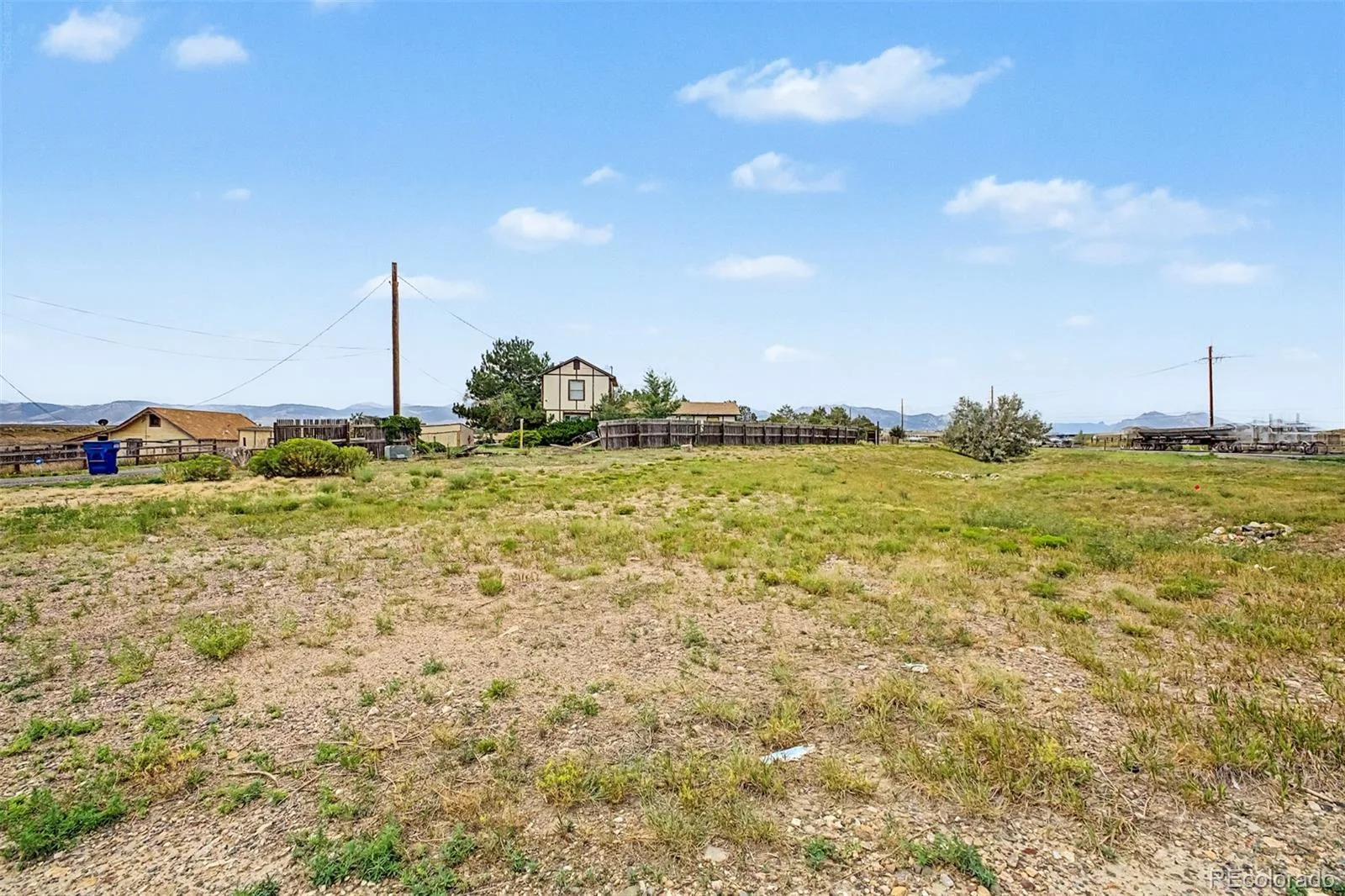 8473 Indiana Street Arvada CO 80007 | MLS #REC8797749 08072026125625 1600 6