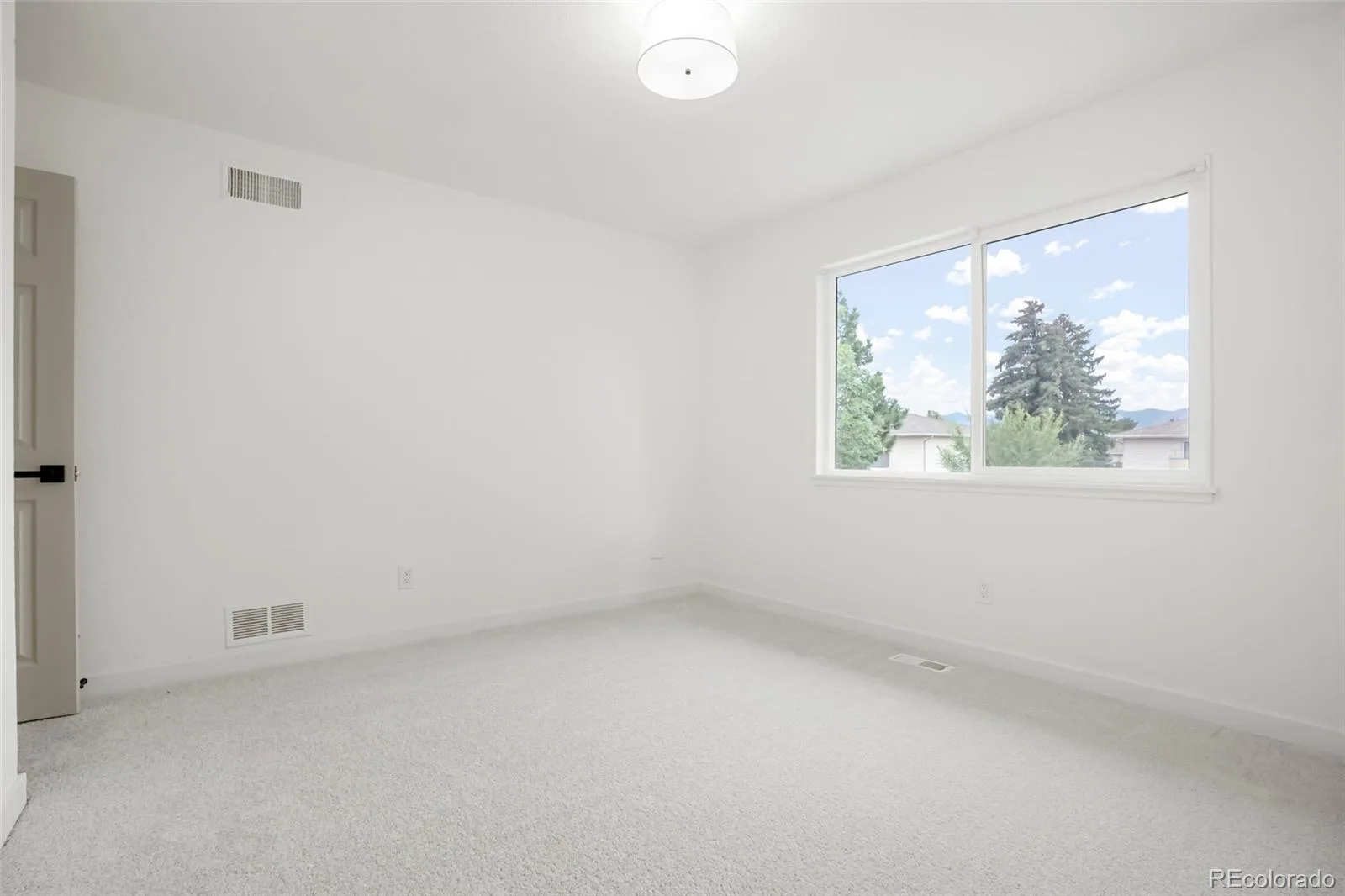 3351 S Field Street #149 Lakewood CO 80227 | MLS #REC8798477 09282026153935 1600 25