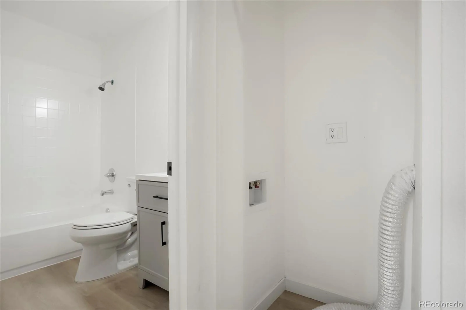 3351 S Field Street #149 Lakewood CO 80227 | MLS #REC8798477 09282026153935 1600 28