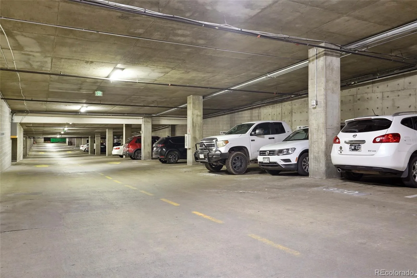 925 N Lincoln Street #6K Denver CO 80203 MLS #REC8798508 07012026225910 1600 34