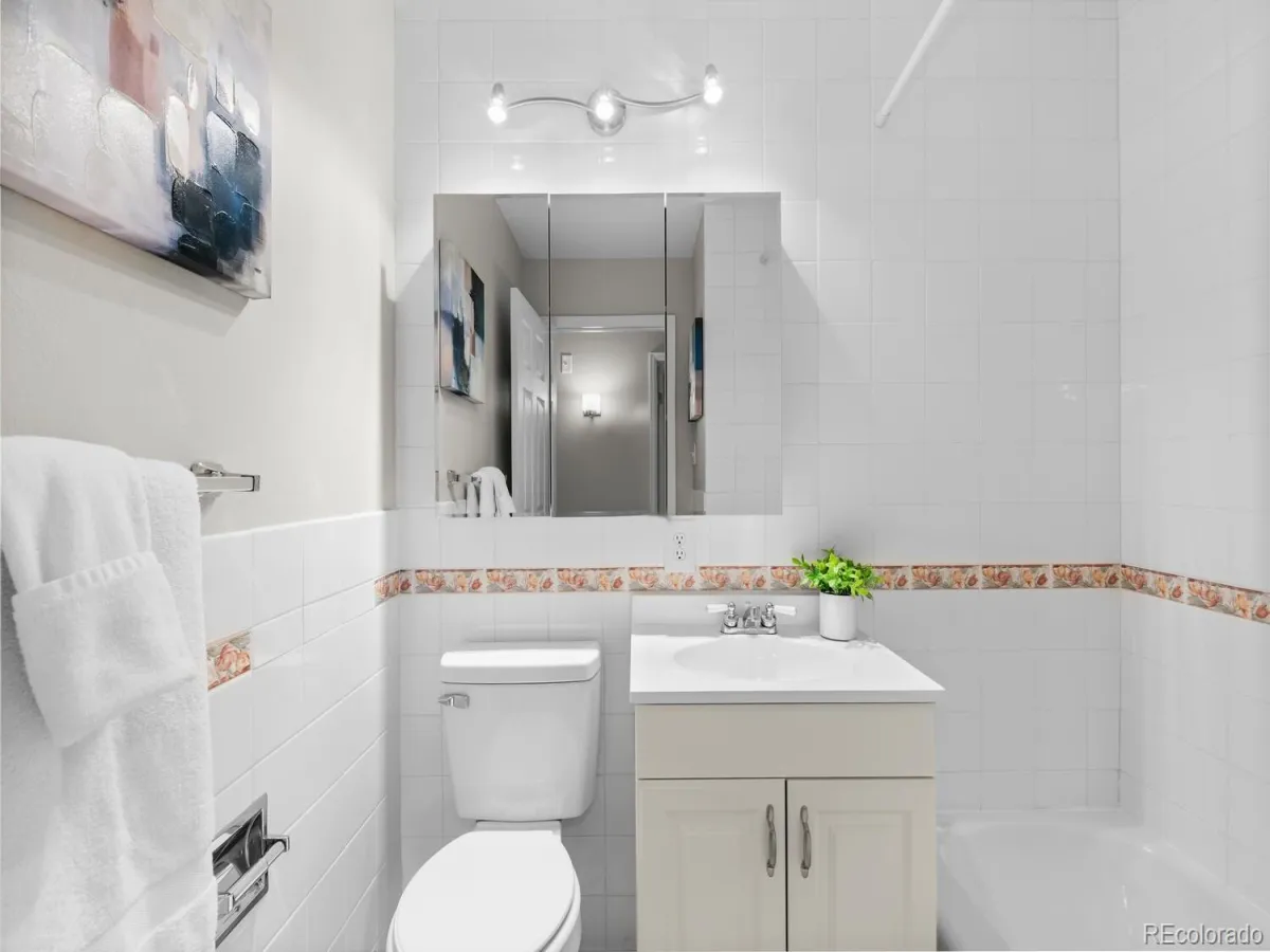 04012026193634 1200 20