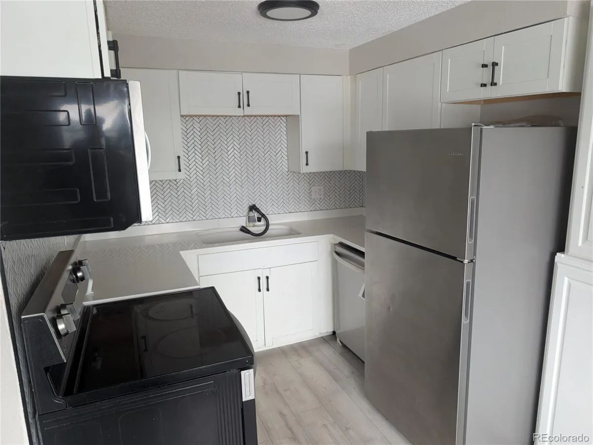14005 E Utah Circle #3 Aurora CO 80012 MLS #REC8801183 05302026210505 1200 5