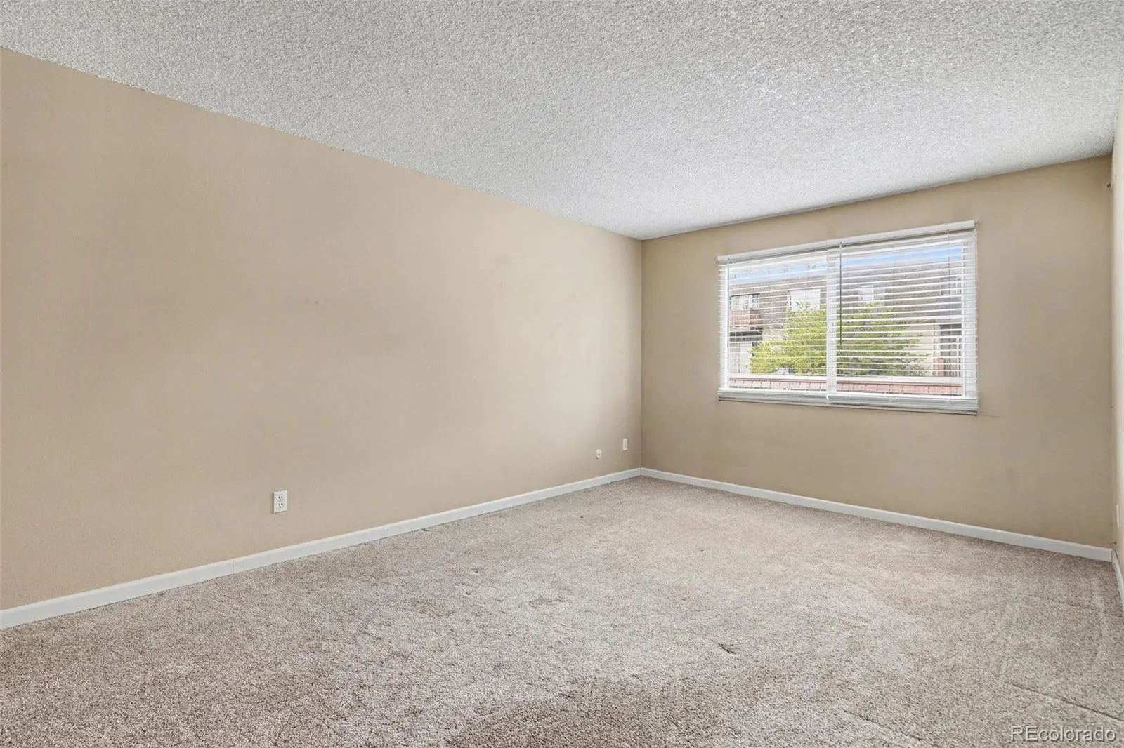 7755 E Quincy Avenue #201A6 Denver CO 80237 MLS #REC8806218 04082026203634 1600 3