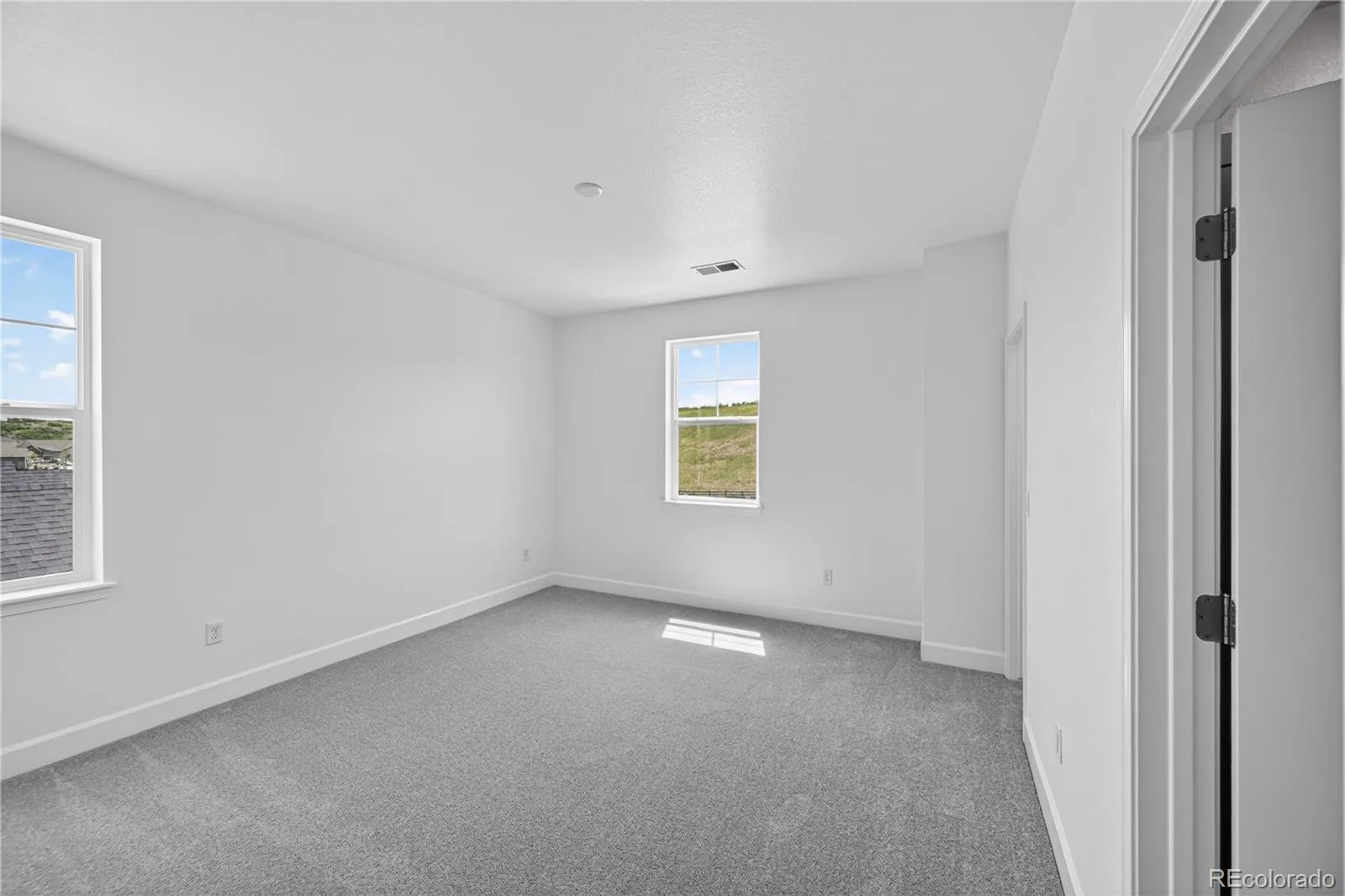 4039 Descent Street Castle Rock CO 80108 MLS #REC8808033 06102026191055 1600 27