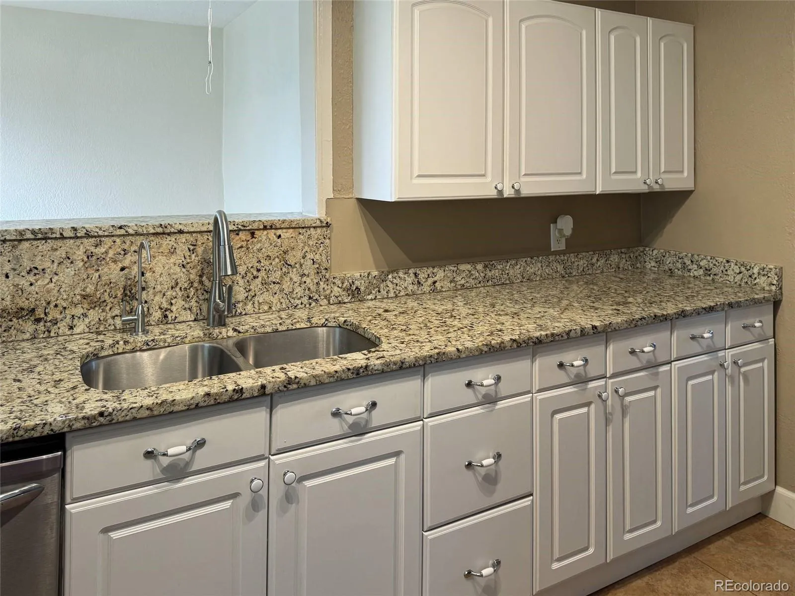 4437 S Bannock Street Englewood CO 80110 MLS #REC8808952 04282026231808 1600 11