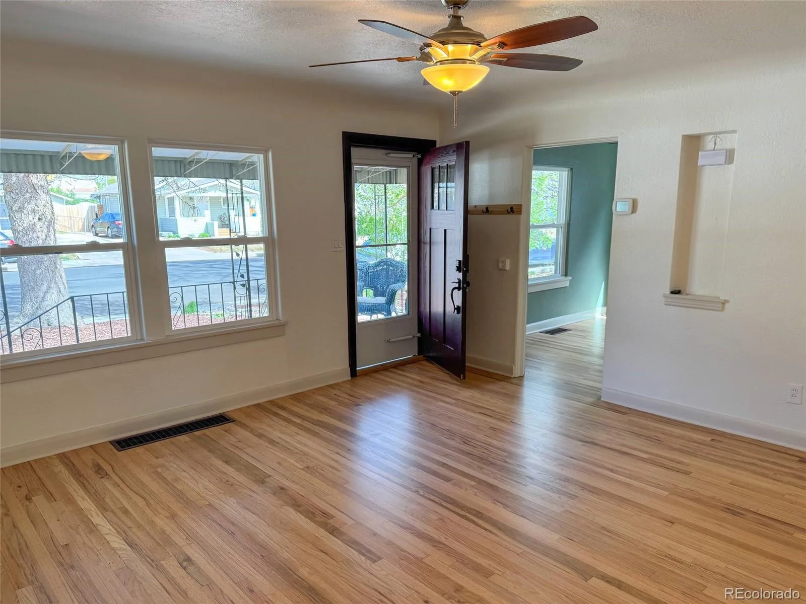 4437 S Bannock Street Englewood CO 80110 MLS #REC8808952 04282026231808 1600 5