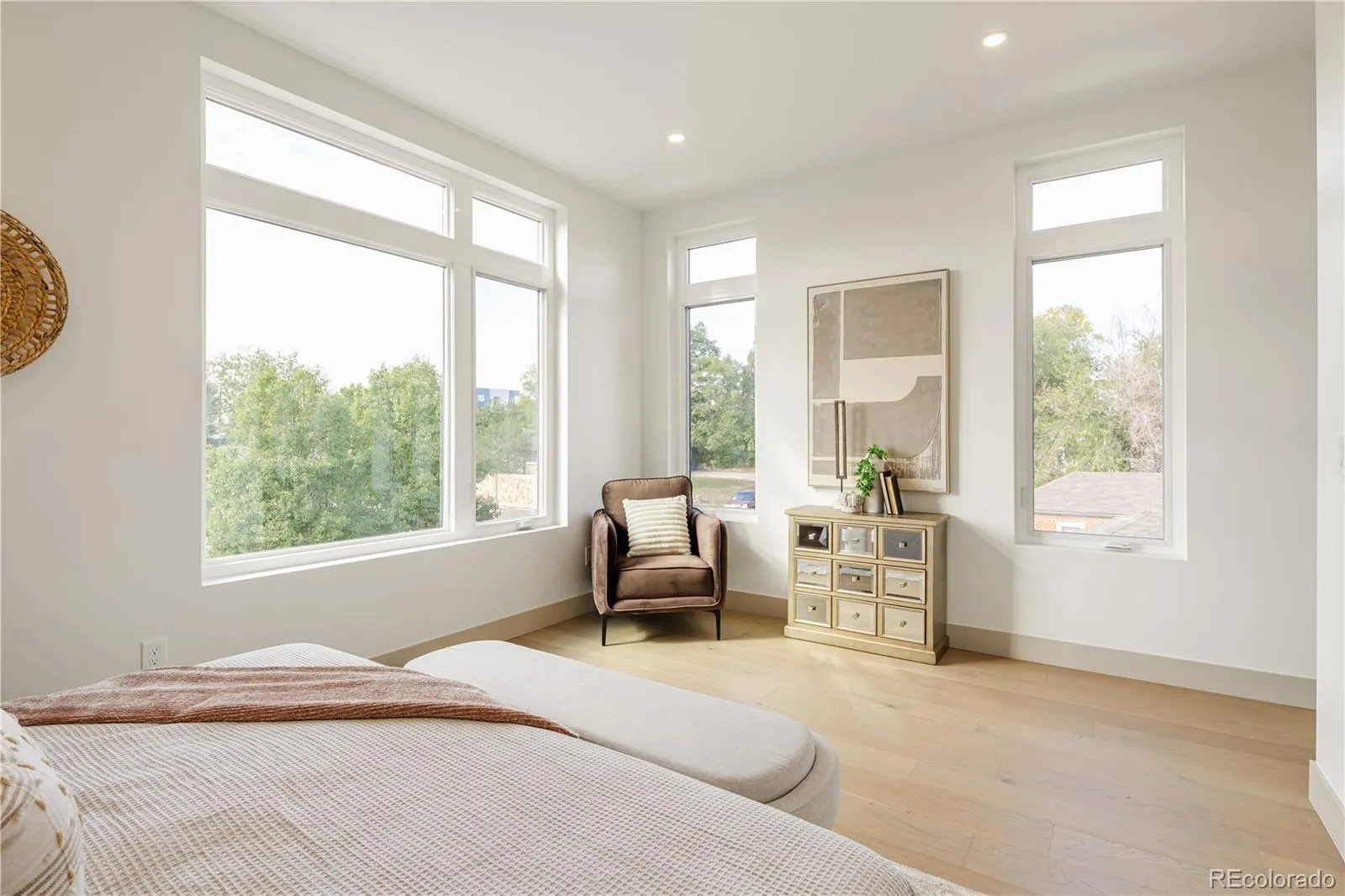 04072026172345 1600 9